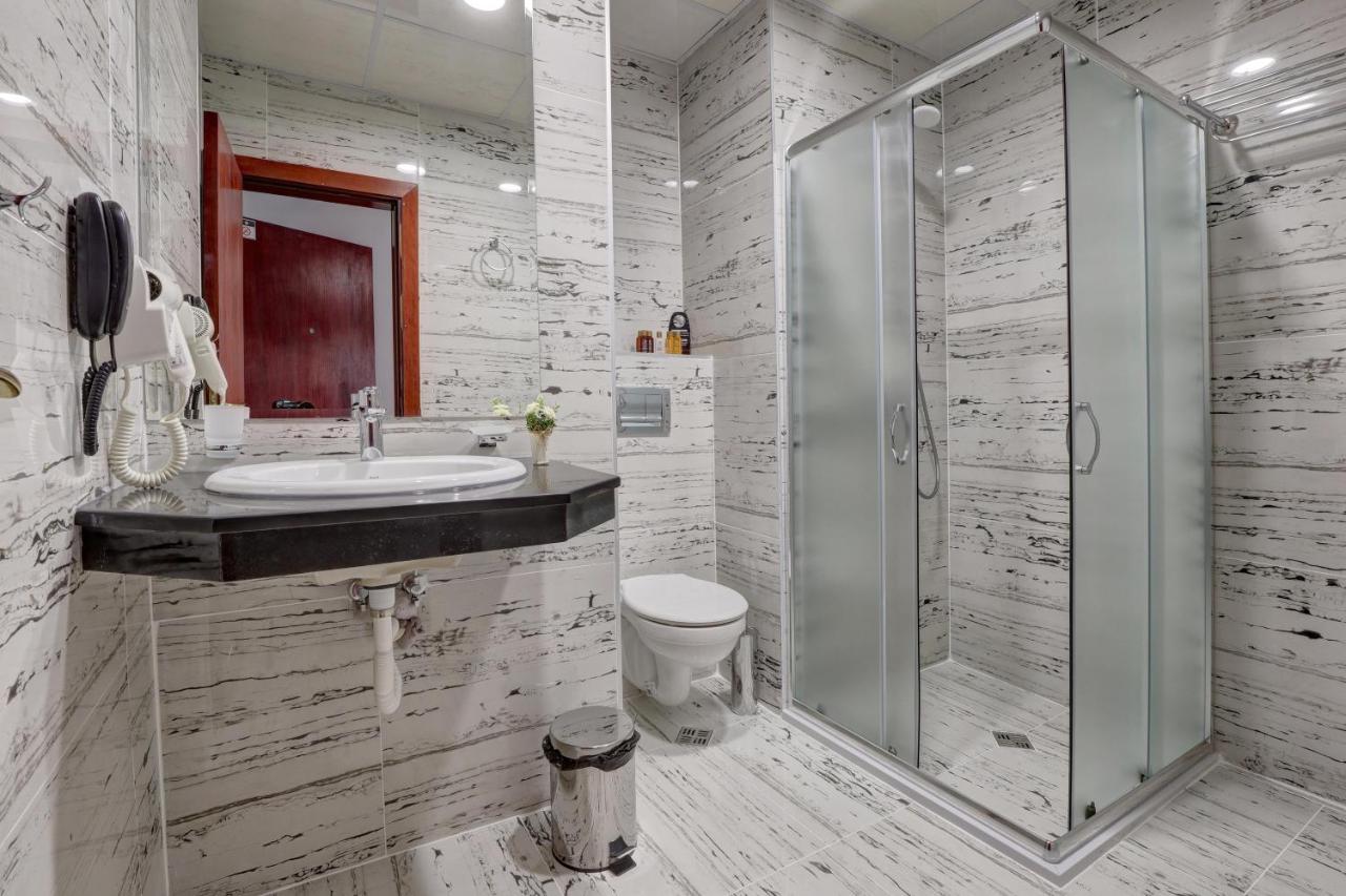Promotion Chambre Double - Sans Balcon - Accès Gratuit au Parc Aquatique