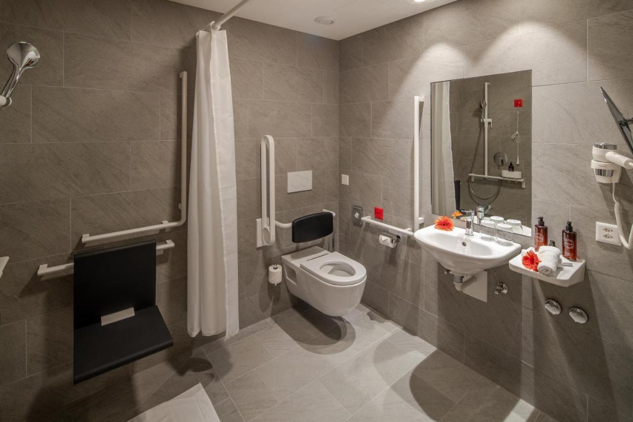 Double Room with Mountain View - Disability Access