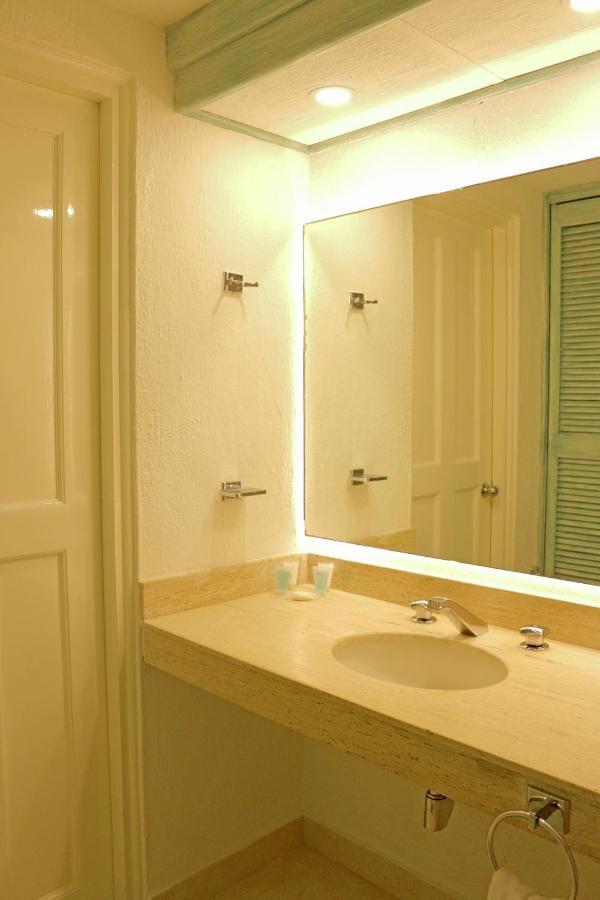 Standard  Room,1273494805:JPEG