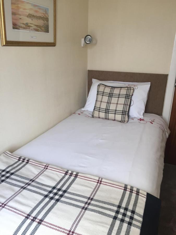 Chambre Simple avec Salle de Bains Commune