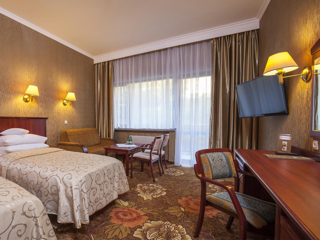 Double Room with Mountain View,112464921:JPEG