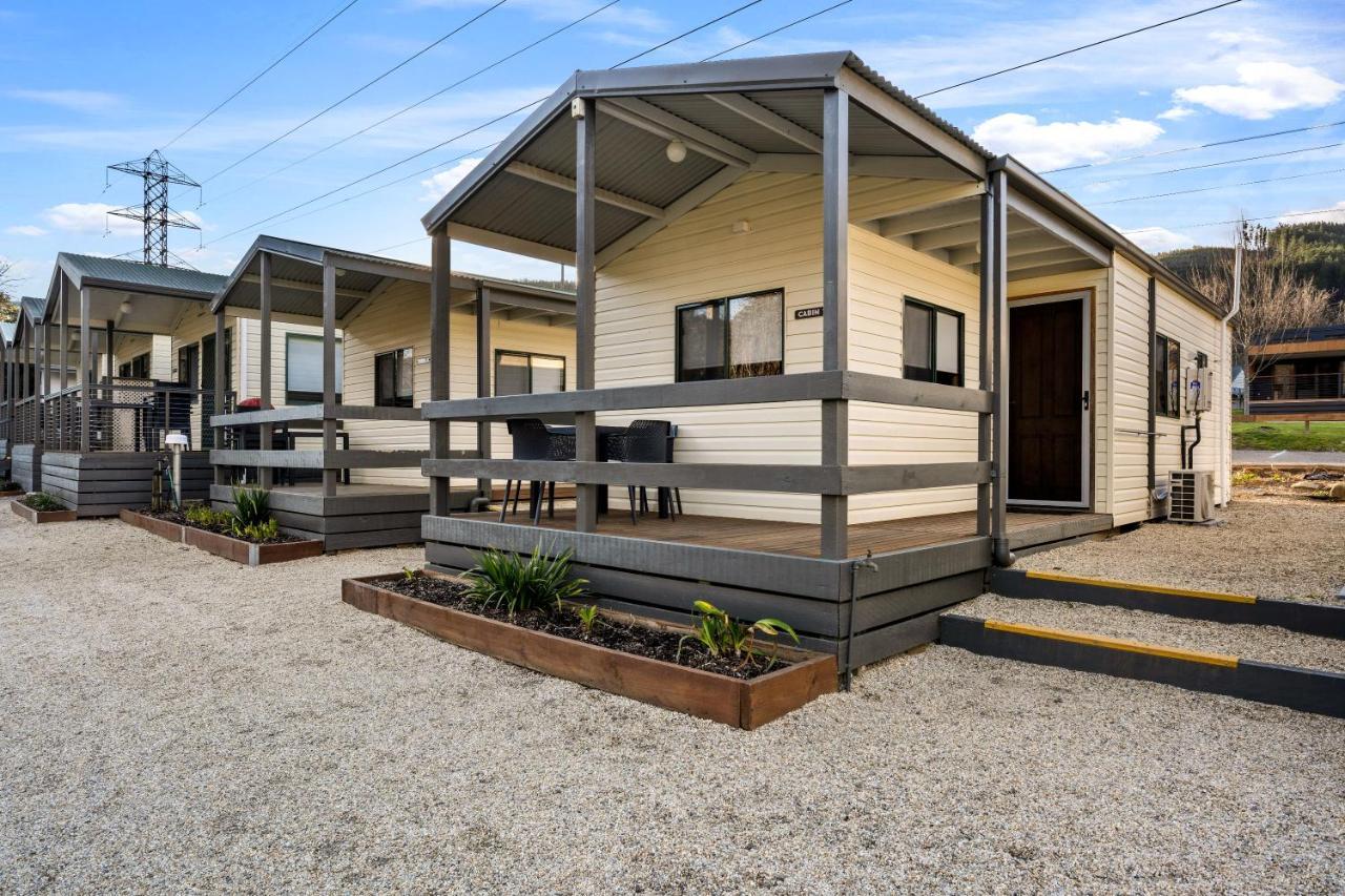 Riverfront Cabin - 2 Bedroom