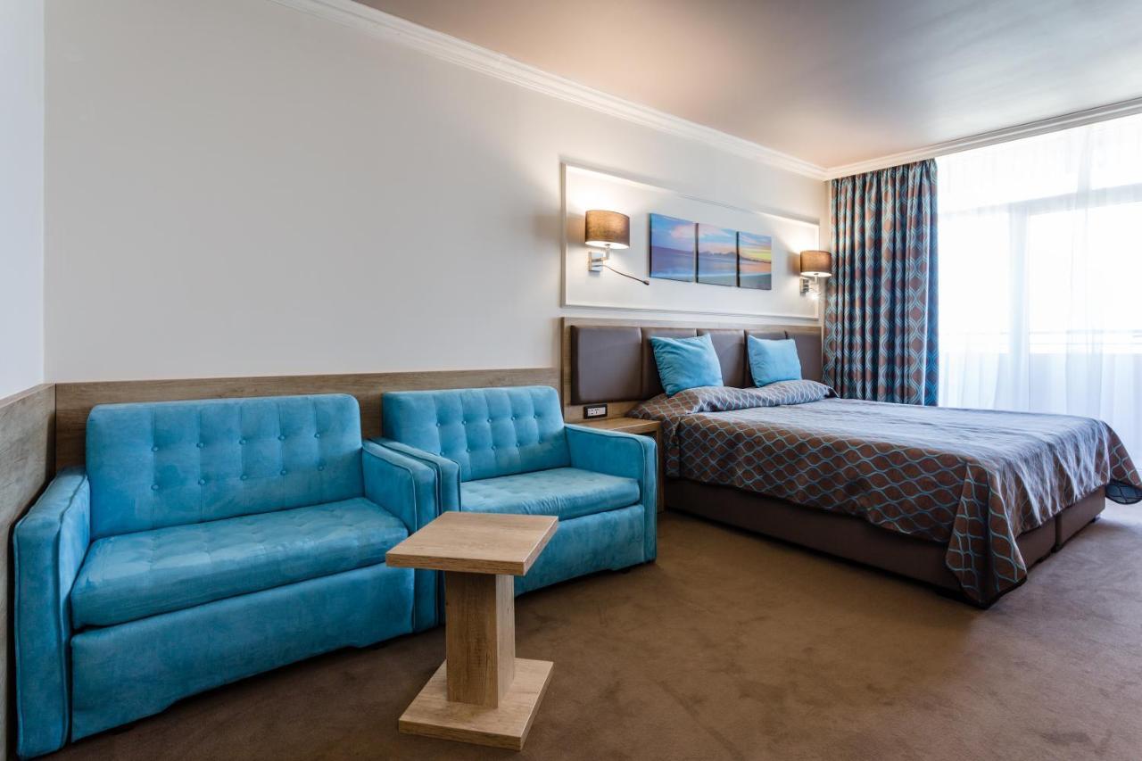 Superior Twin Room with Balcony and Sea View (2 Adults + 2 Children),1156371975:JPEG