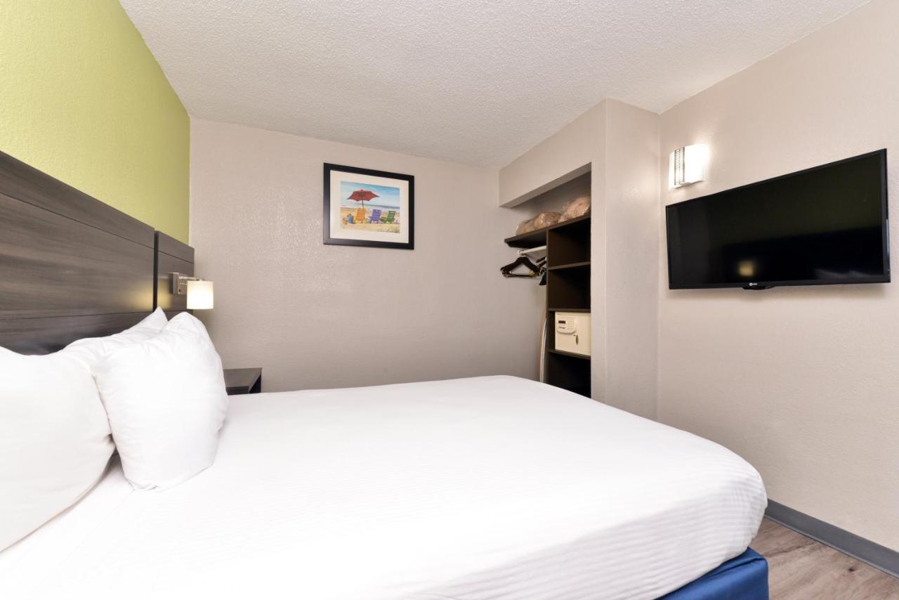 Queen Suite