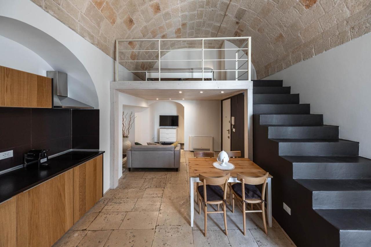 Two-Bedroom Apartment with Balcony,1173827217:JPEG