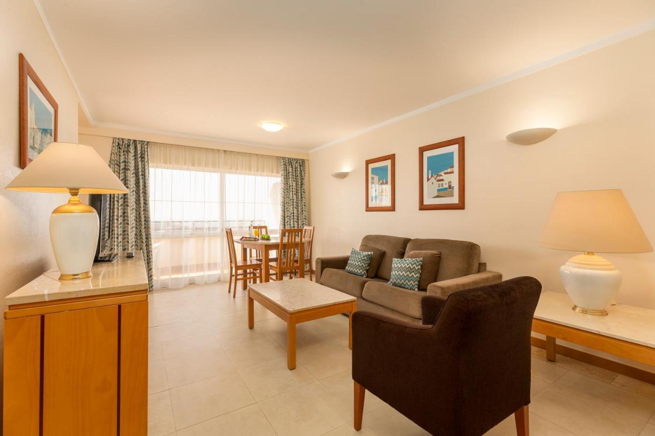 Senior Suite,1182204022:JPEG