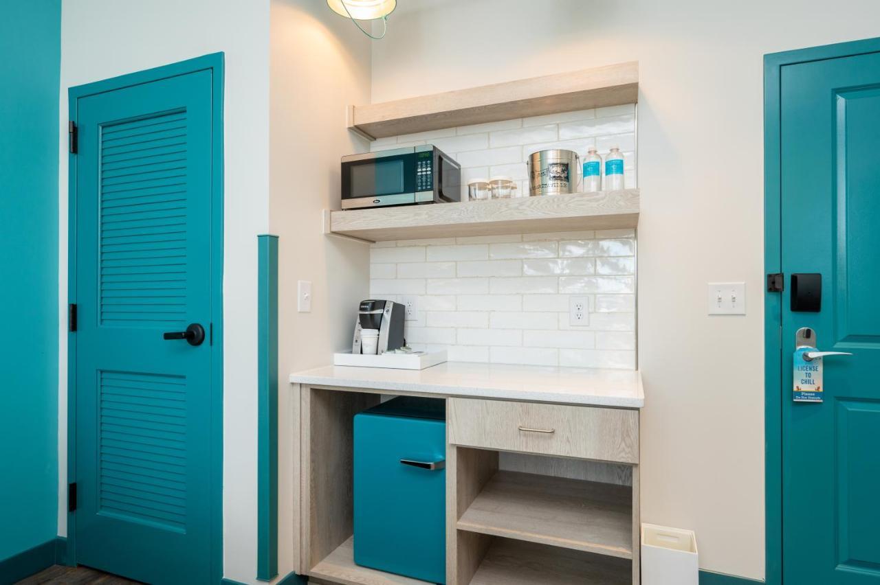 King Room with Sleeper Sofa
