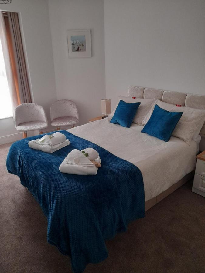 Double Room with Ensuite (No Sea View),1198635412:JPEG