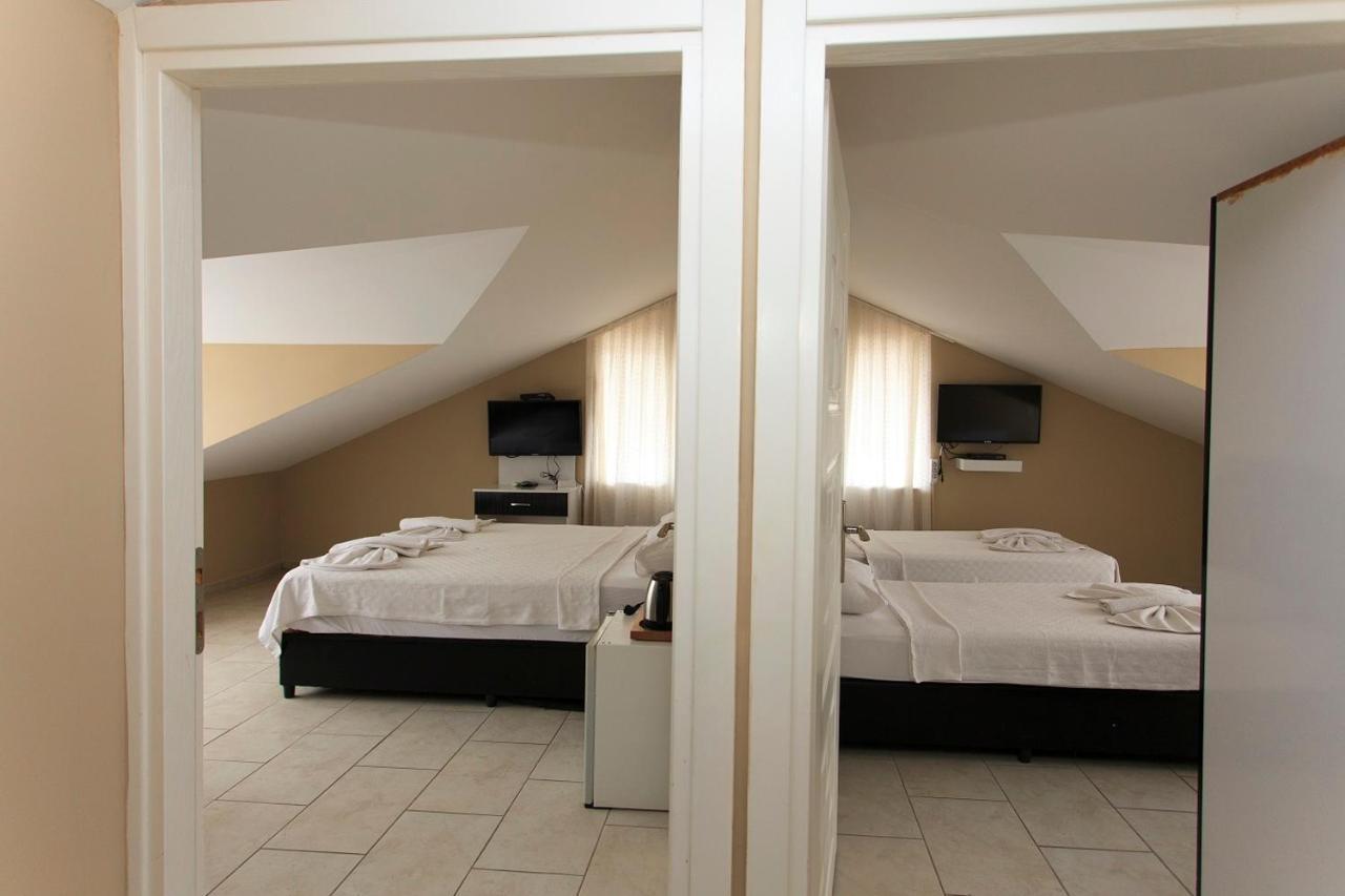 Suite (5 Adults)
