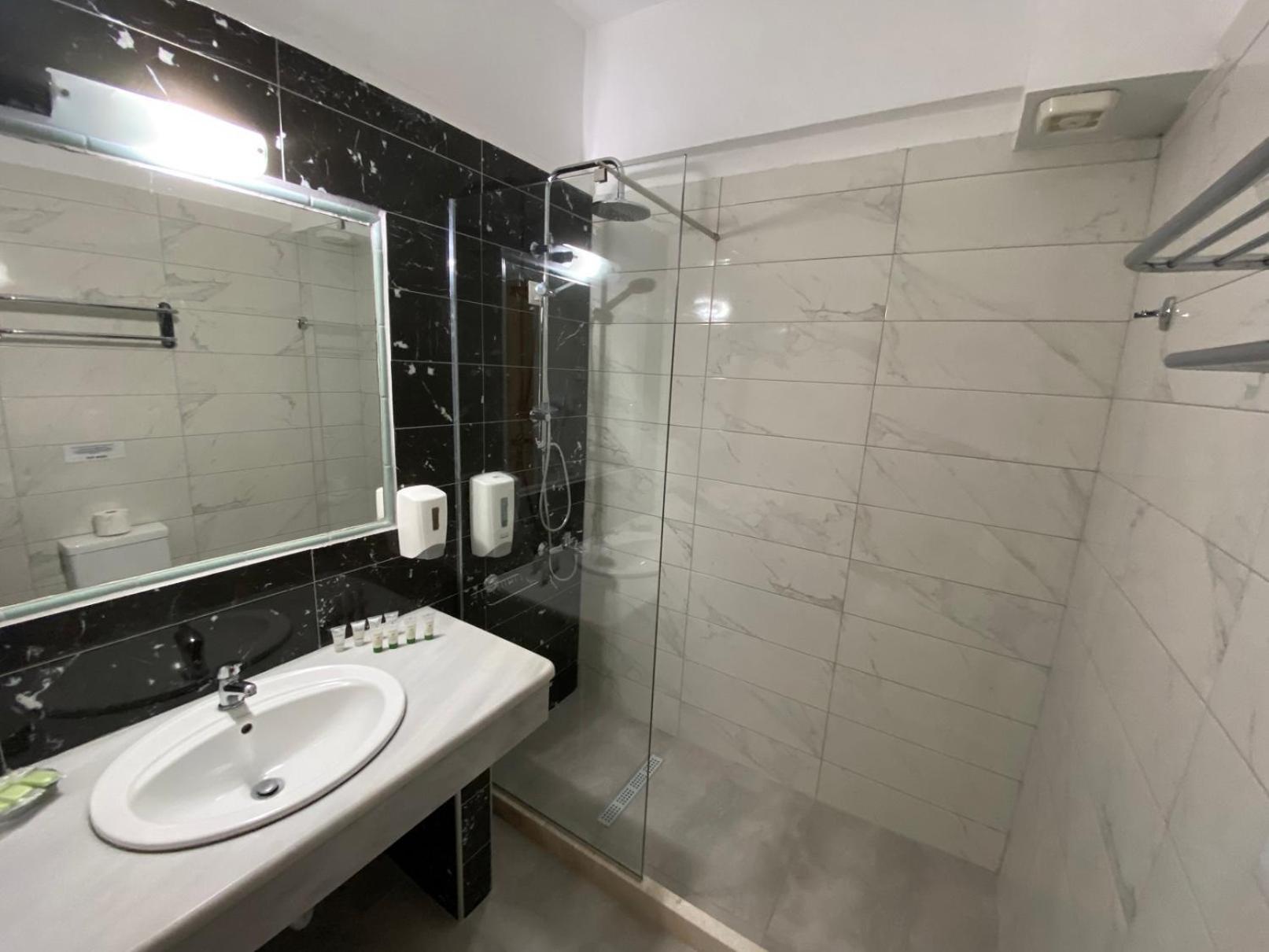 Family Two Bedroom Suite (2 Adults + 1 Child)