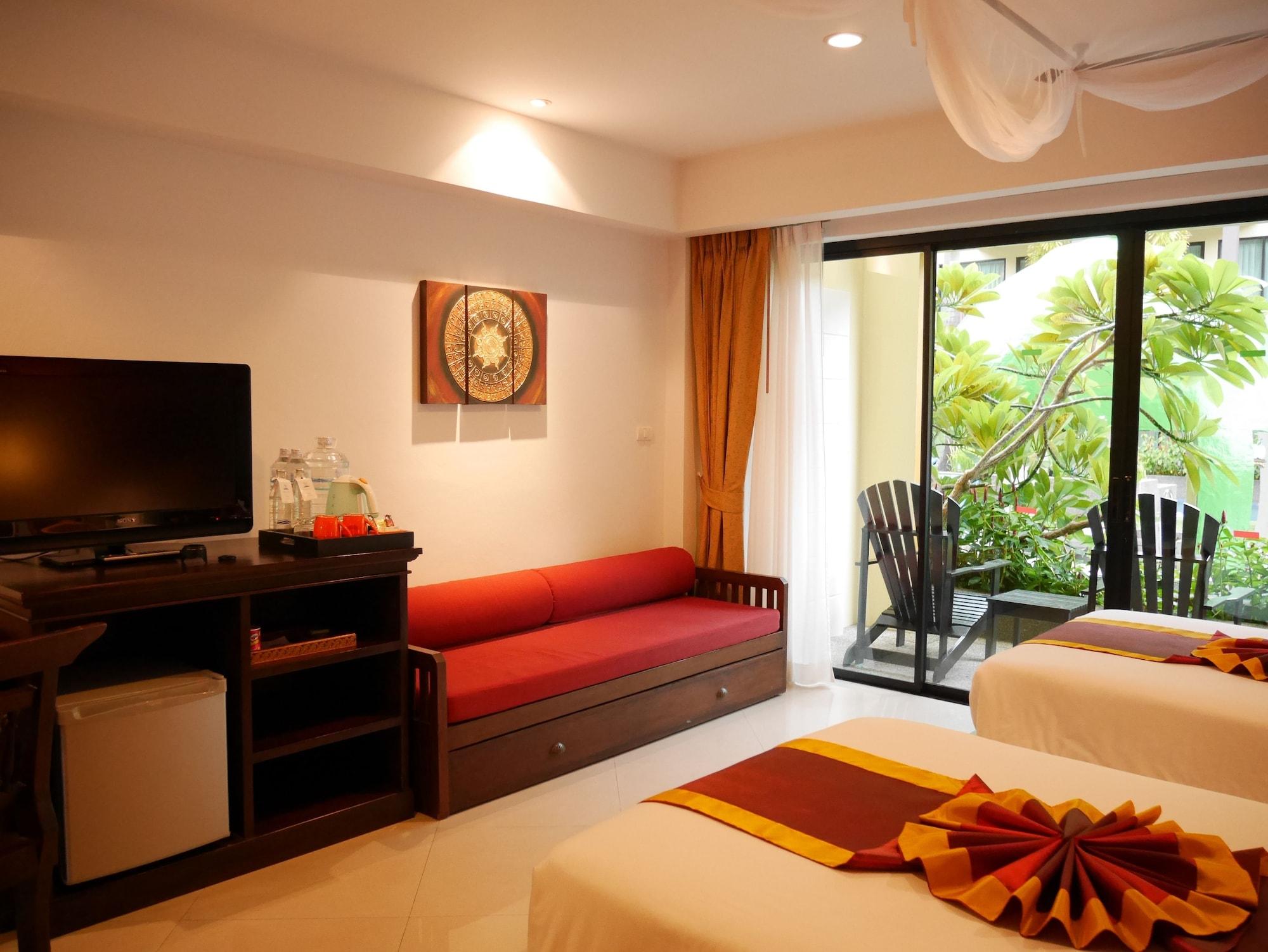 Deluxe Double or Twin Room with Pool Access