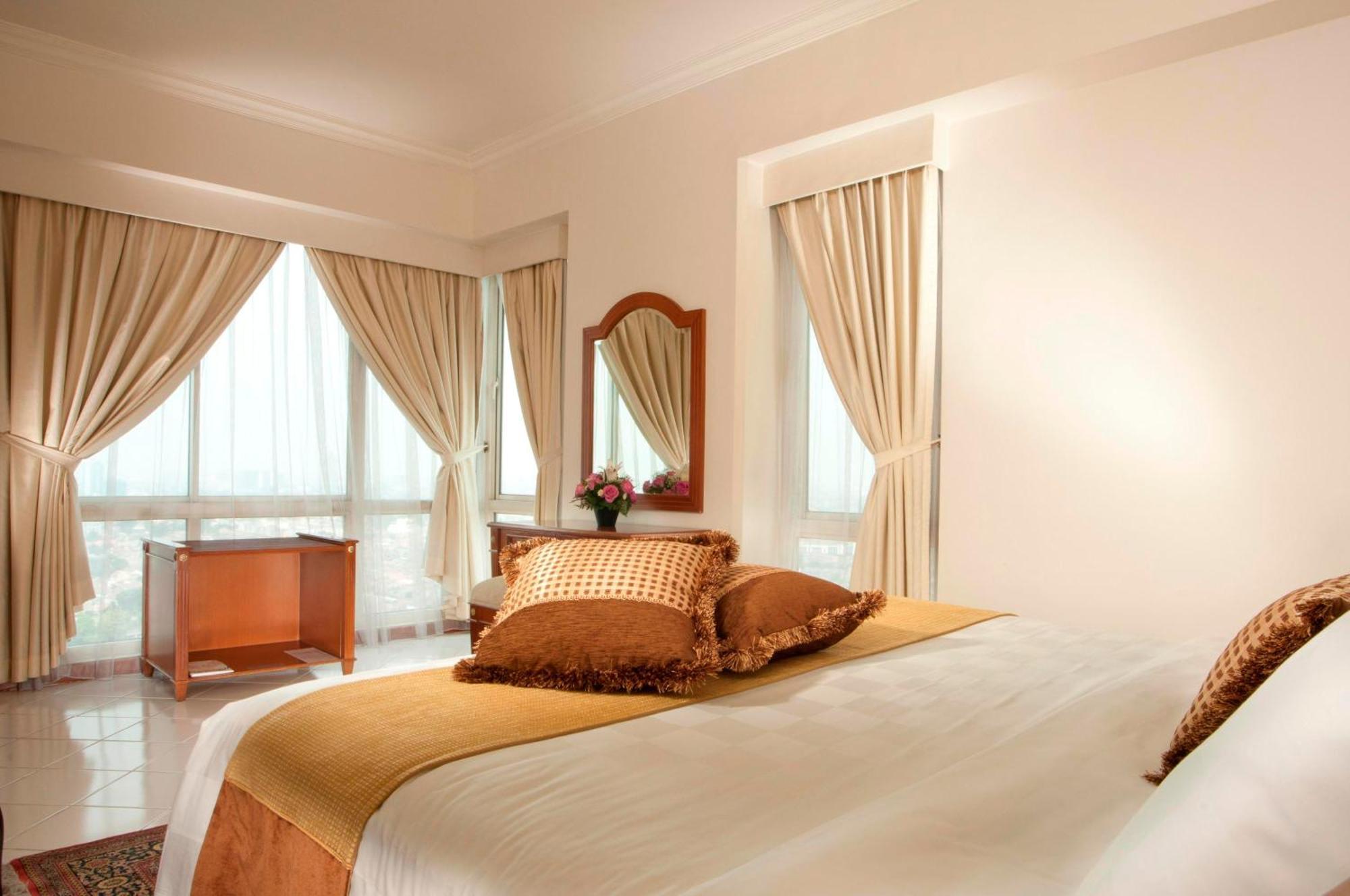Deluxe Two-Bedroom Apartment
