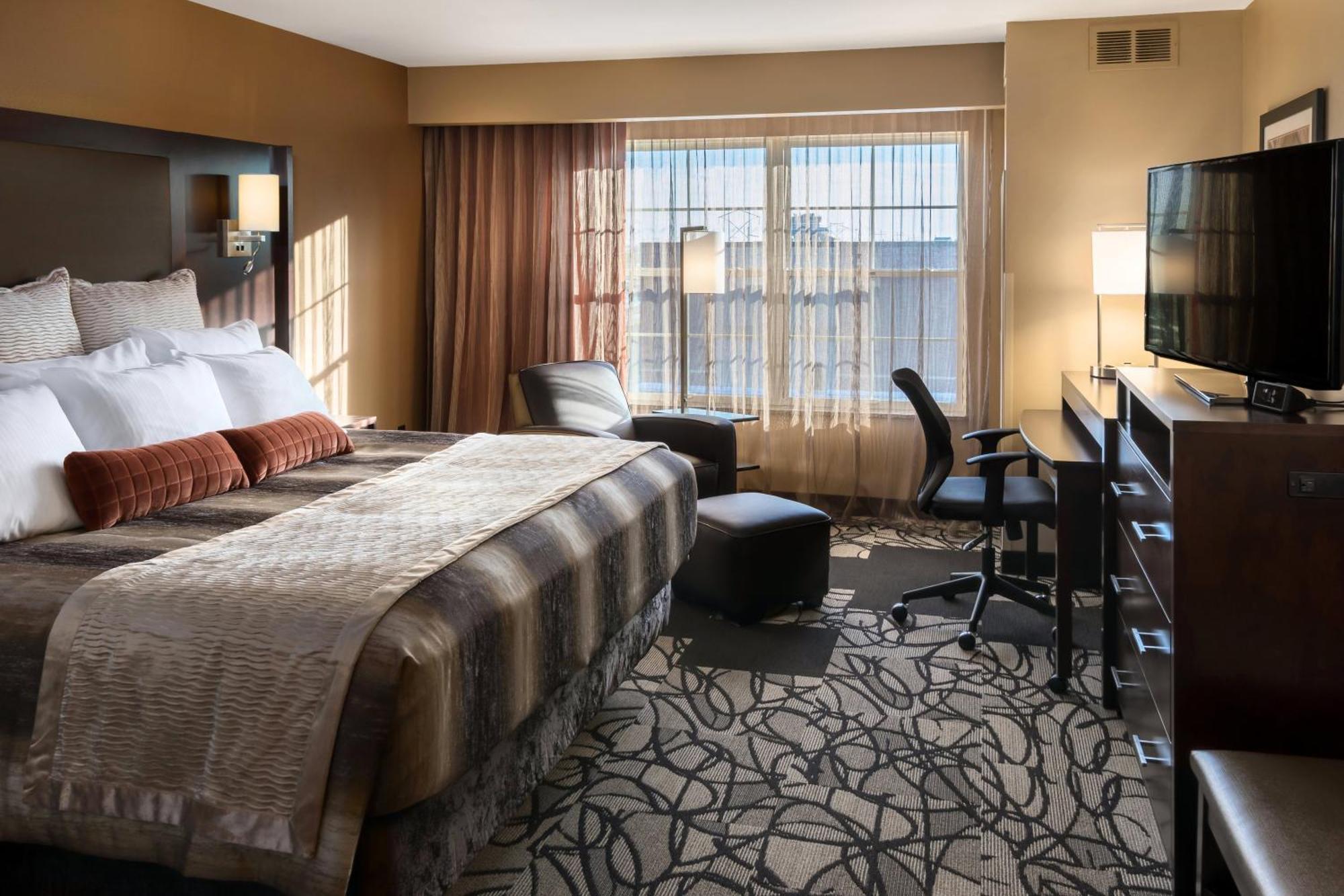 King Room,1449245224:JPEG