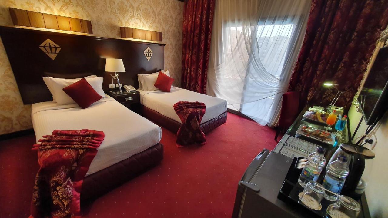 Deluxe Double or Twin Room with City View