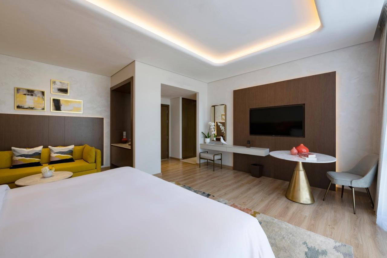 Chambre Lit King-Size Premium - Vue sur Ville (Navette Gratuite Vers la Plage, le Centre Commercial et la Station de Métro)