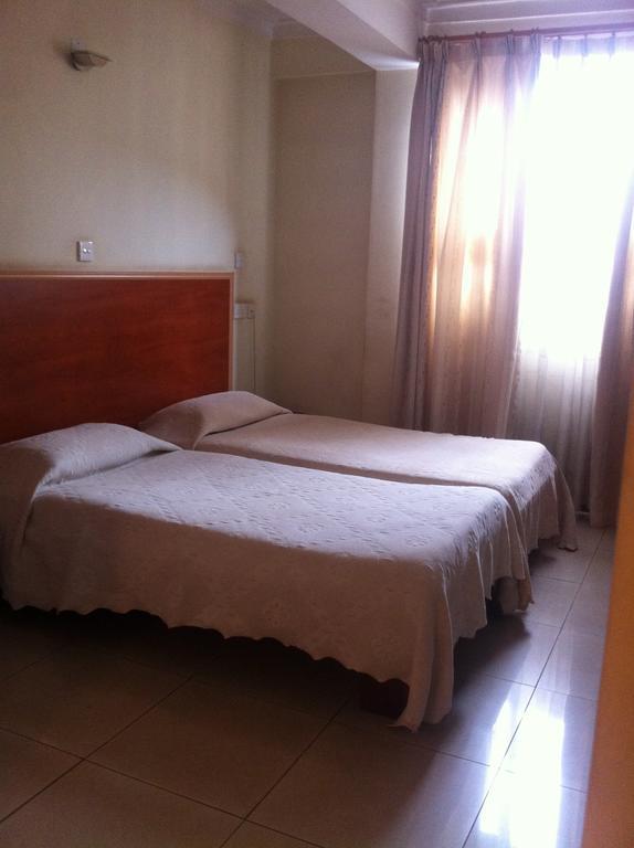 Basic Triple Room