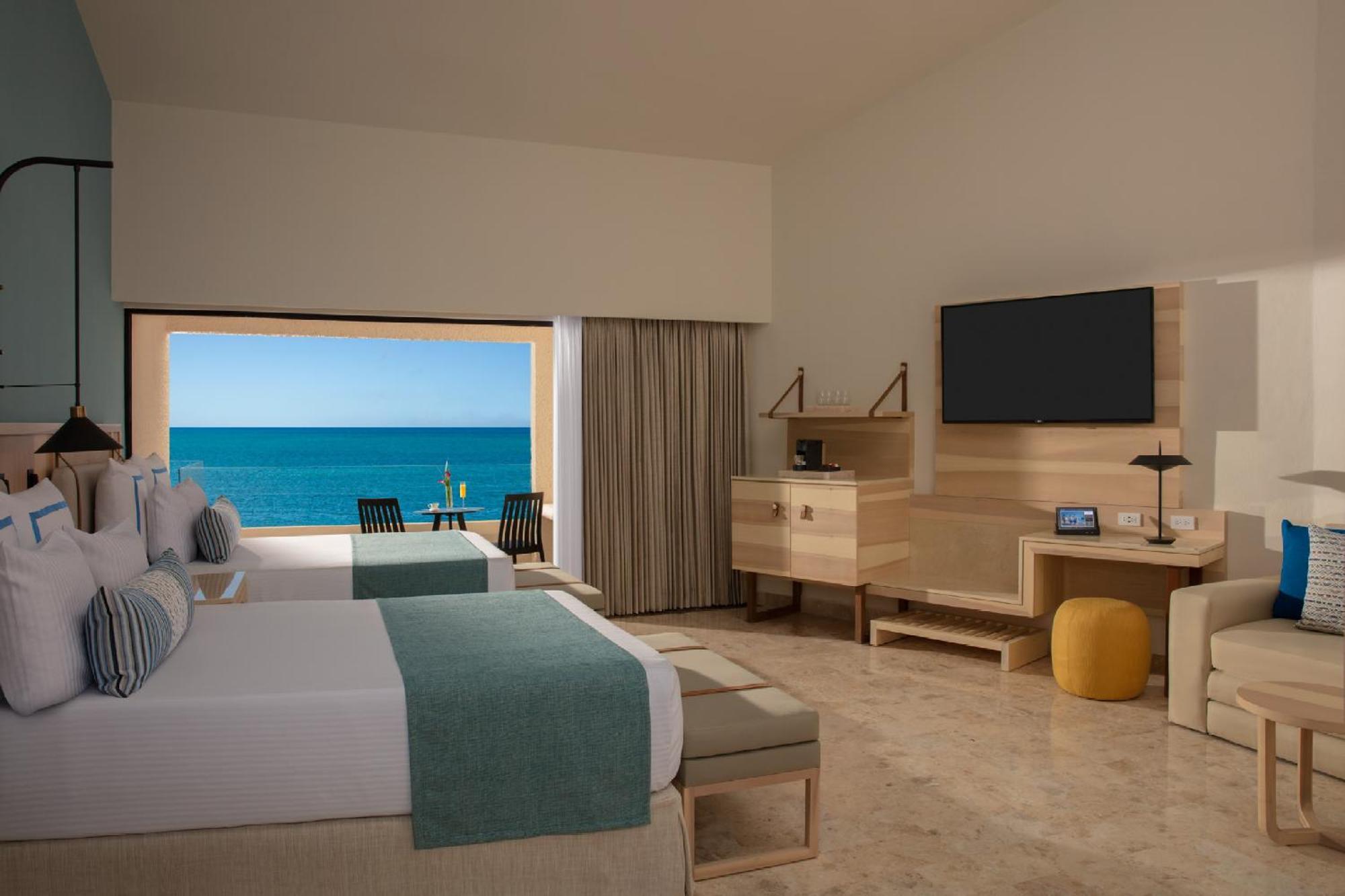 Preferred Club Ocean Front View Double  (DXDOF)