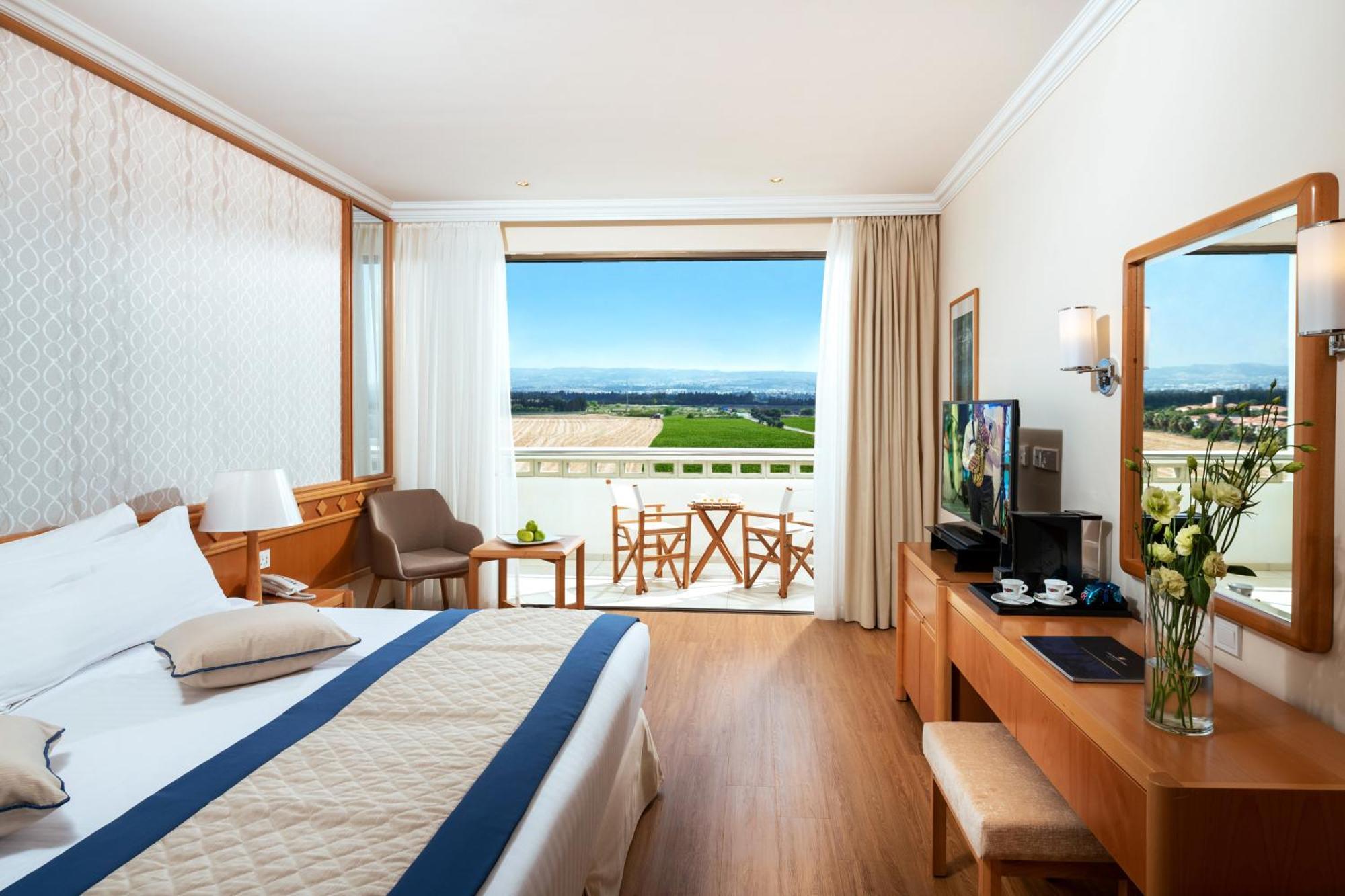 Chambre Familiale Triple Communicante Classique - Vue sur Terres