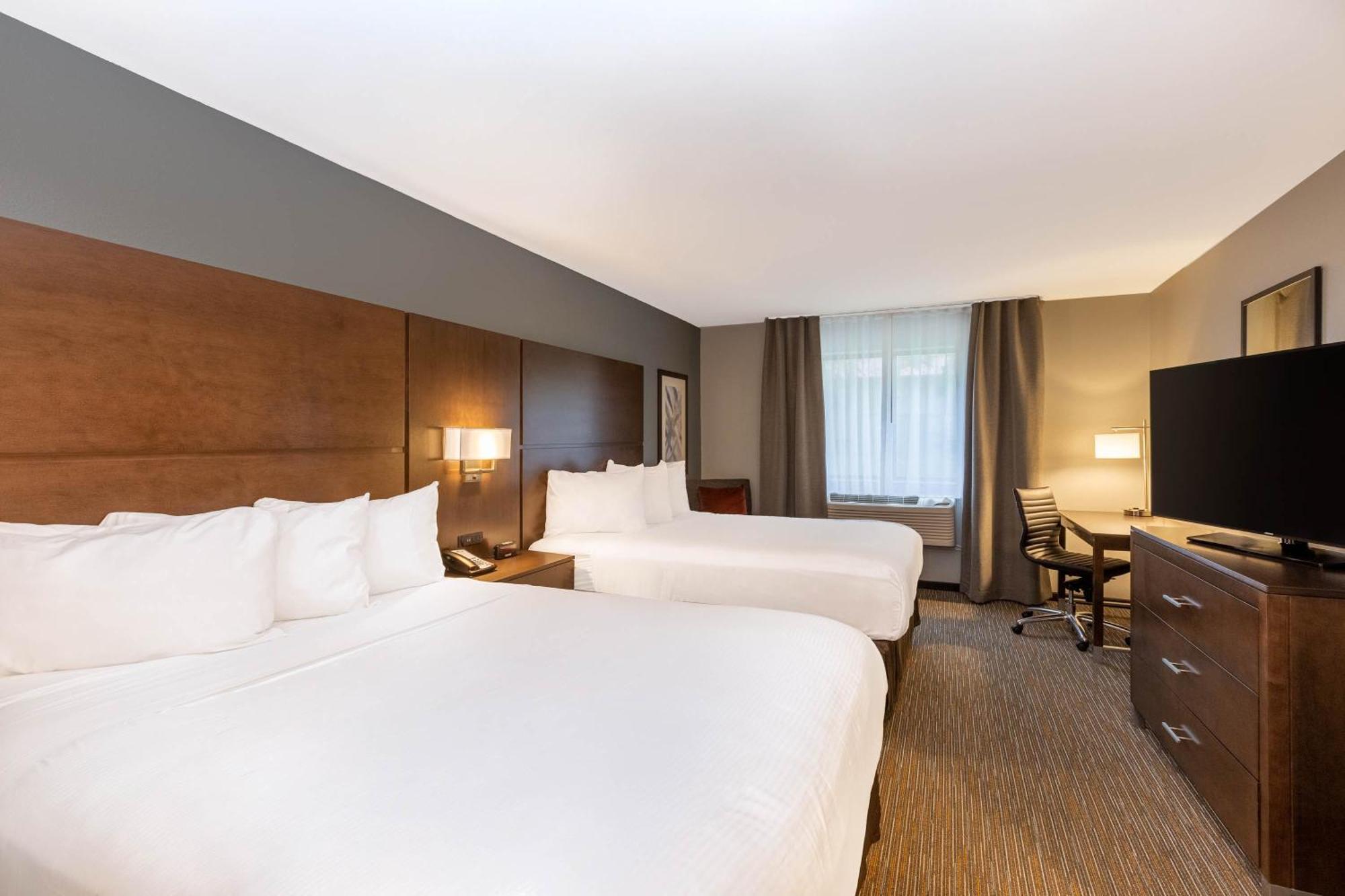 Premium Two Room Suite- Non Smoking,1287398788:JPEG