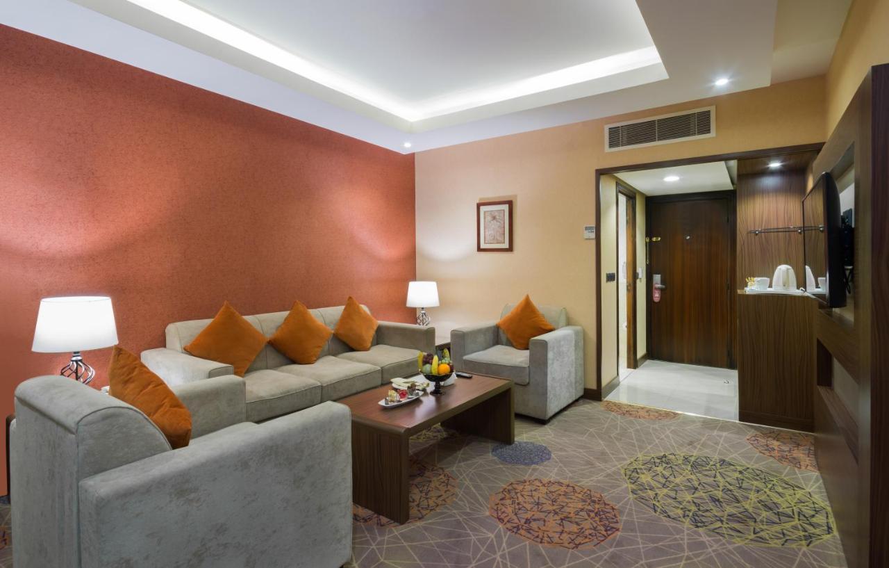 Junior King Suite,1294042024:JPEG