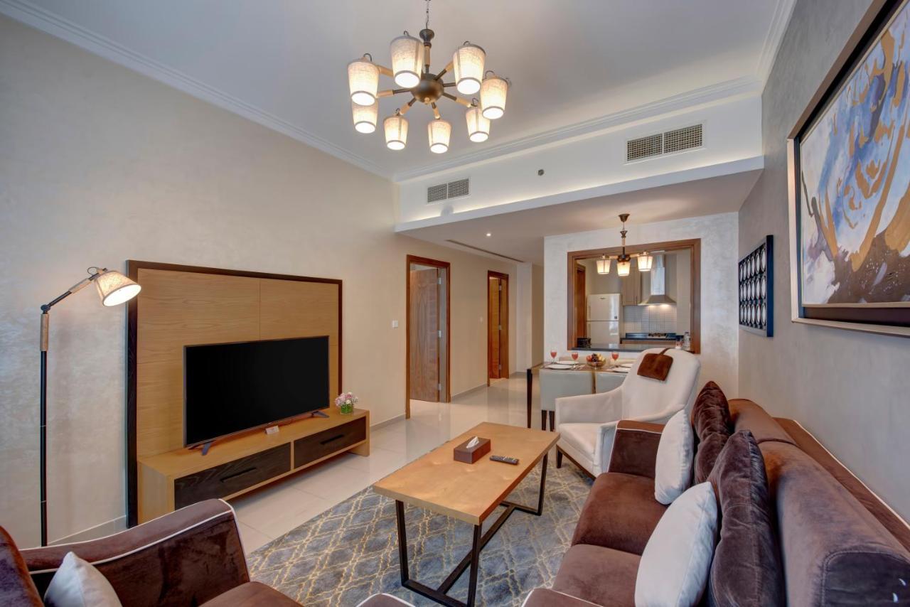 Deluxe One Bedroom Apartment