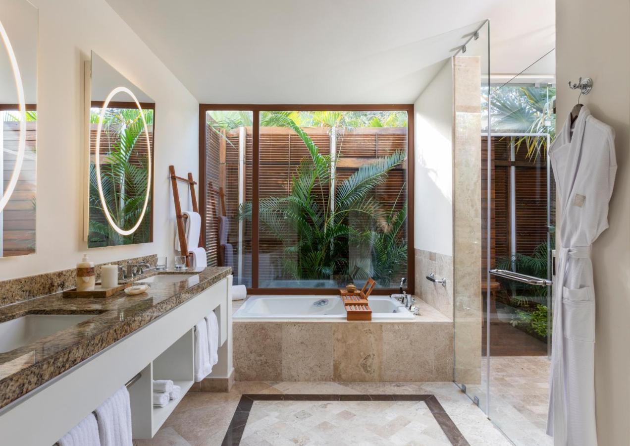 Casita Côté Plage avec 2 Lits Queen-Size et Escalier Privé menant à la Plage - Service de Majordome