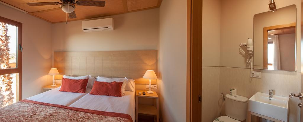 Bungalow 3 Chambres (3 Adultes) avec Accès au Parc Terra Natura