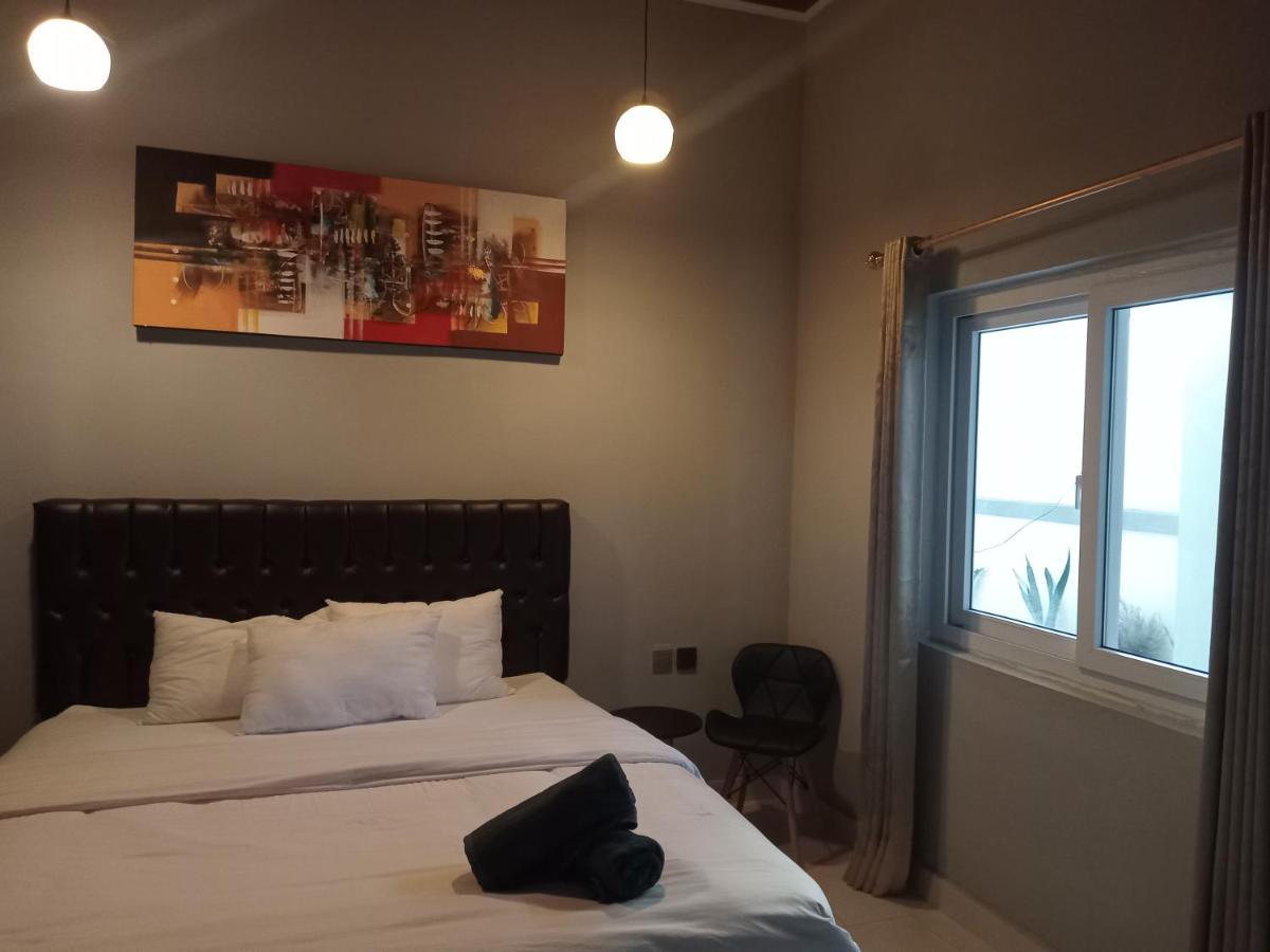 Deluxe King Suite