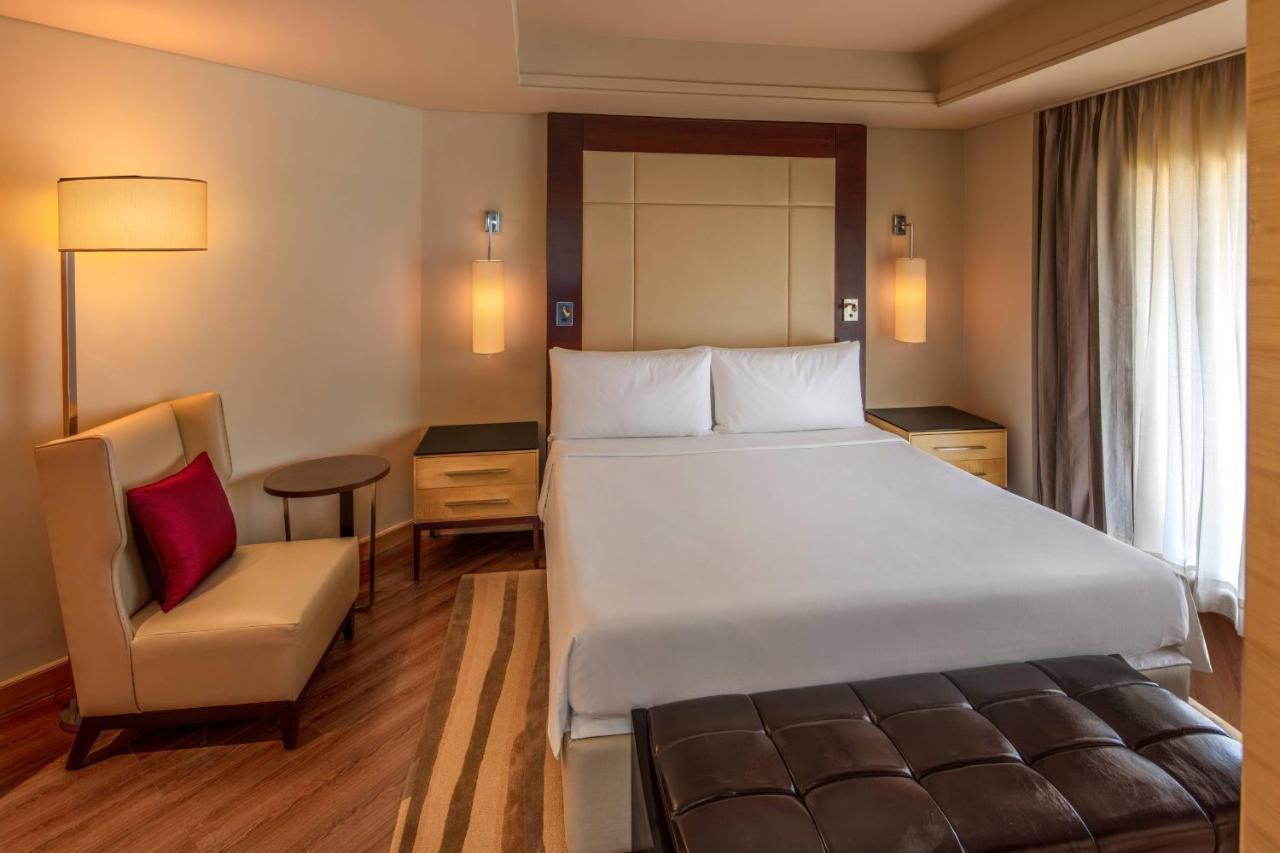 1 King Bed, Ocean View, Executive Lounge Access, Sunset Suite,1403070764:JPEG