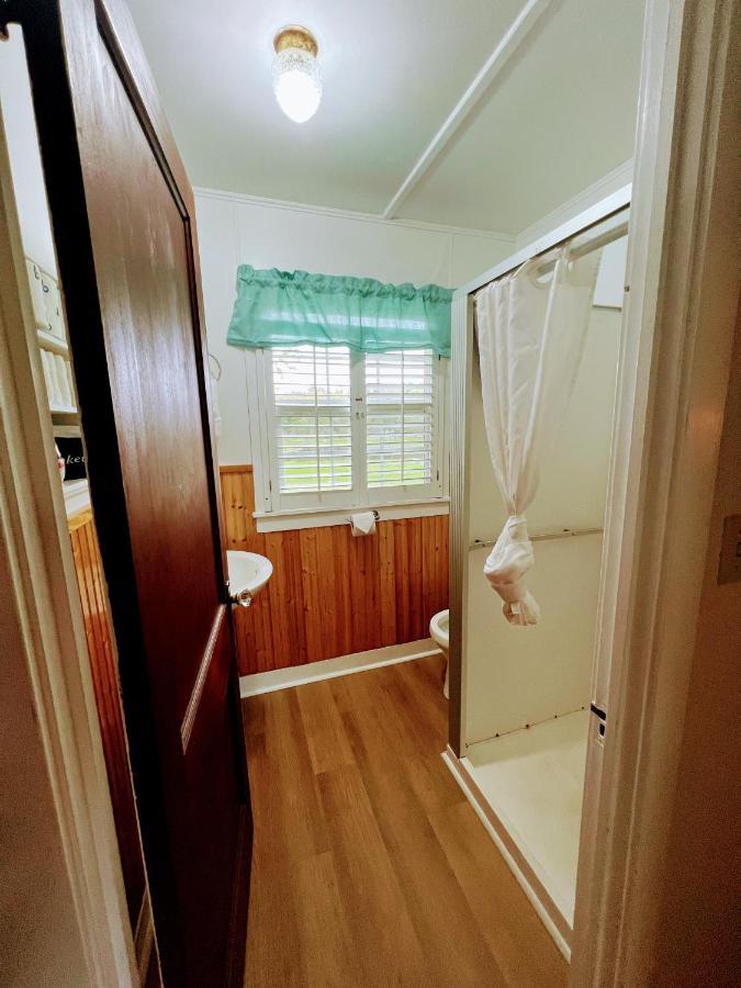 One-Bedroom Cottage,1666662047:JPEG