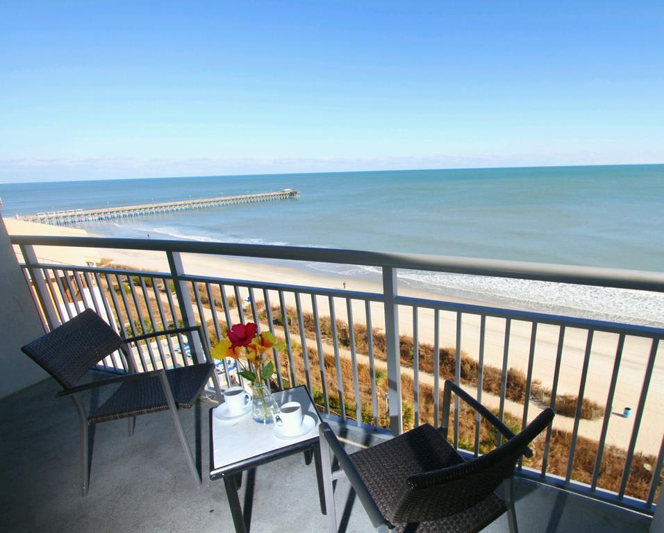 Three-Bedroom Suite Ocean Front