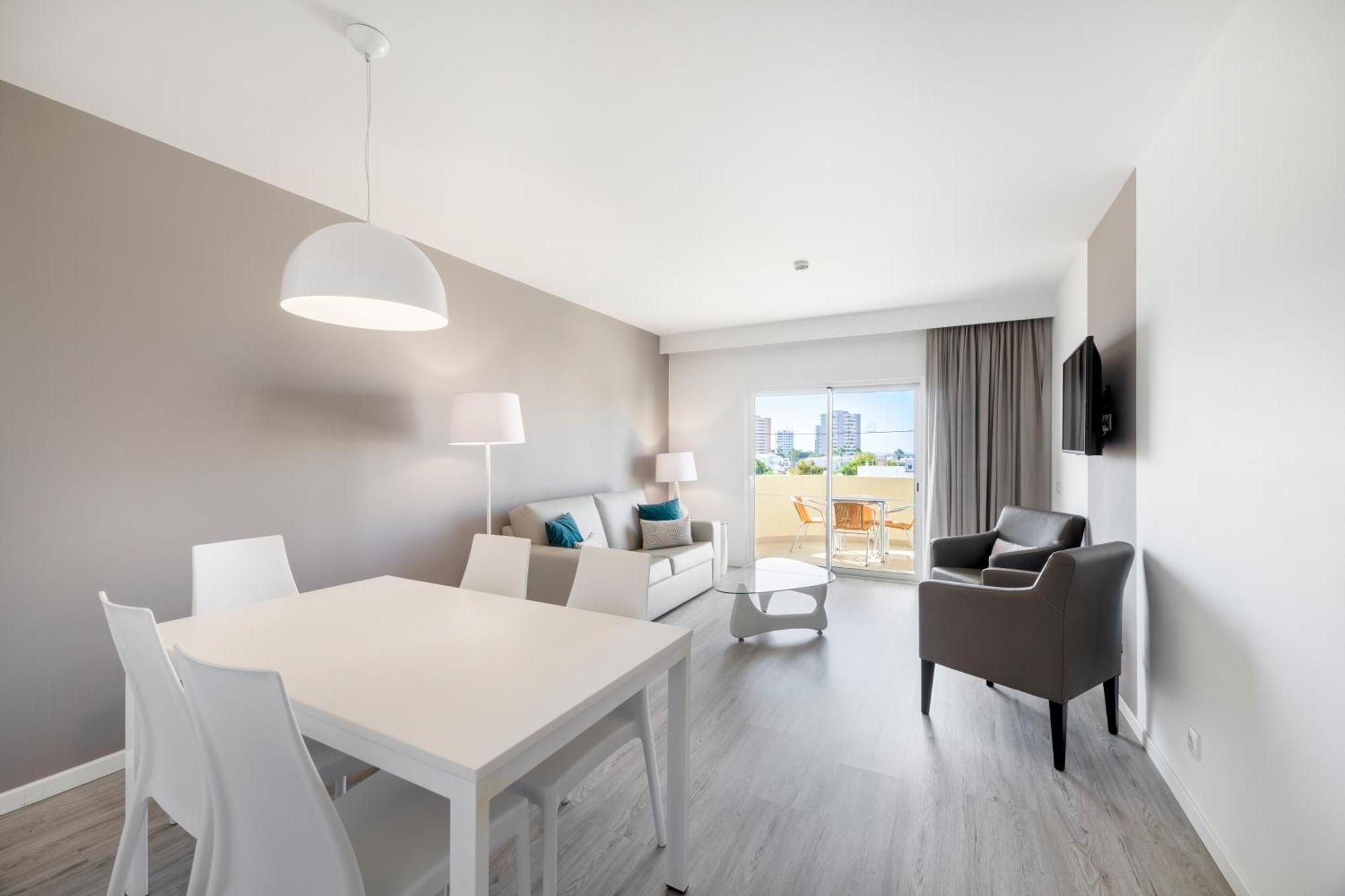 Premium Two-Bedroom Apartment - Extra Large