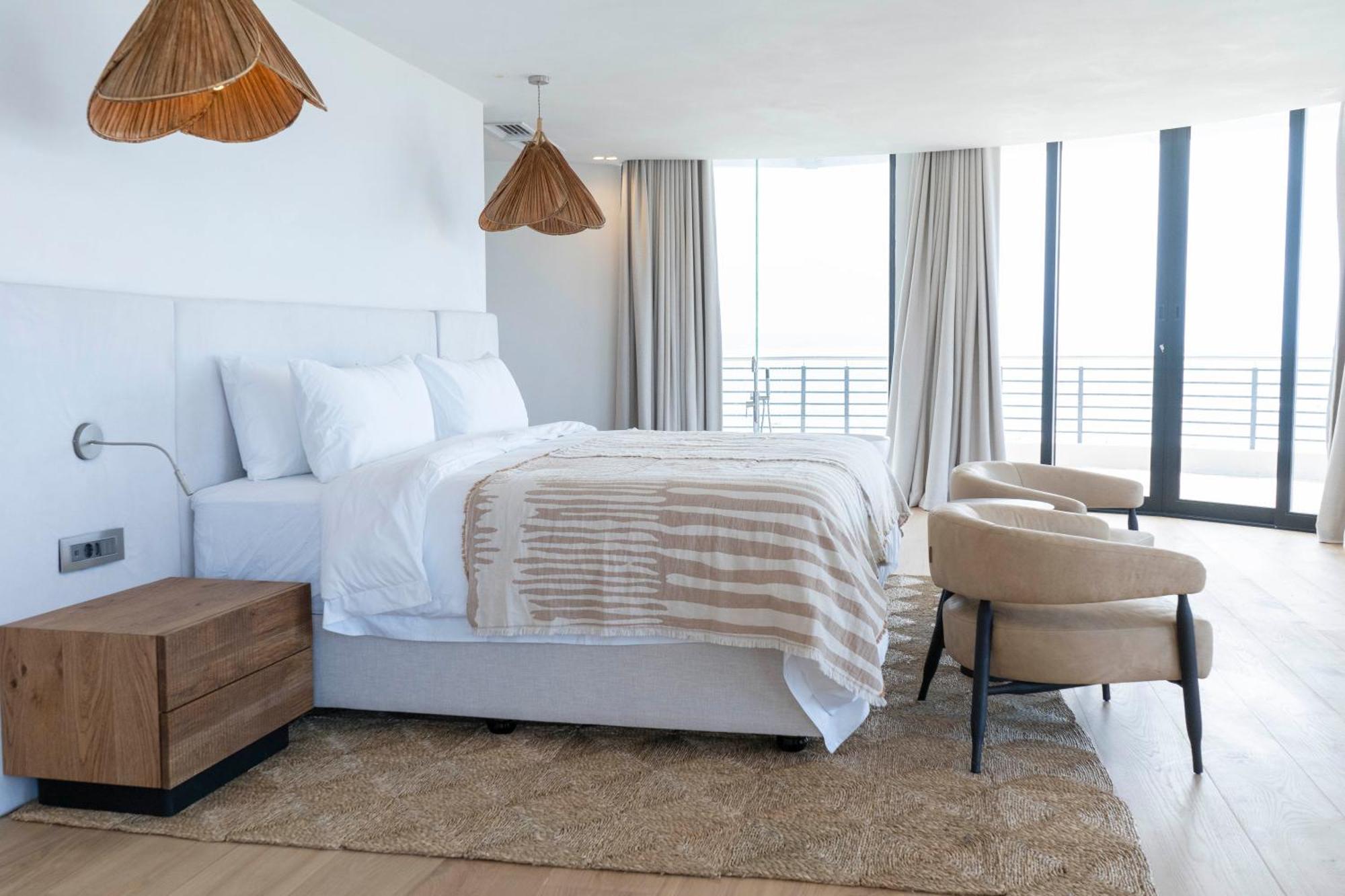 Penthouse Apartment,1588266064:JPEG
