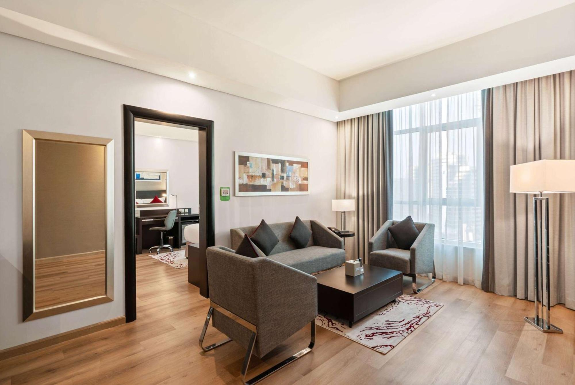 Suite Lit Queen-Size Exécutive - Non-Fumeurs