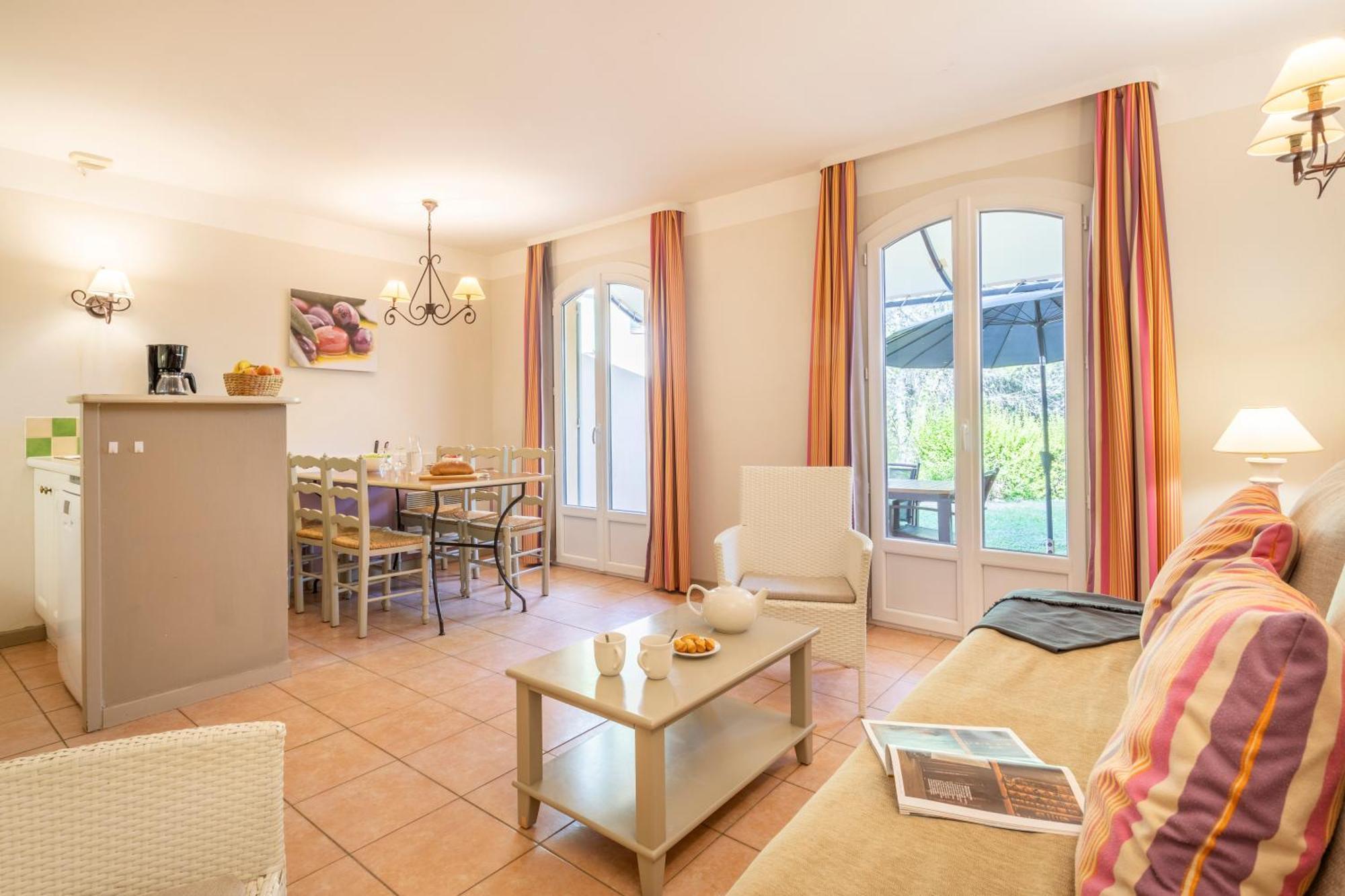 Maison 2 Chambres en Duplex avec Alcôve et Jardin (8 Personnes) - Quartier Taillades