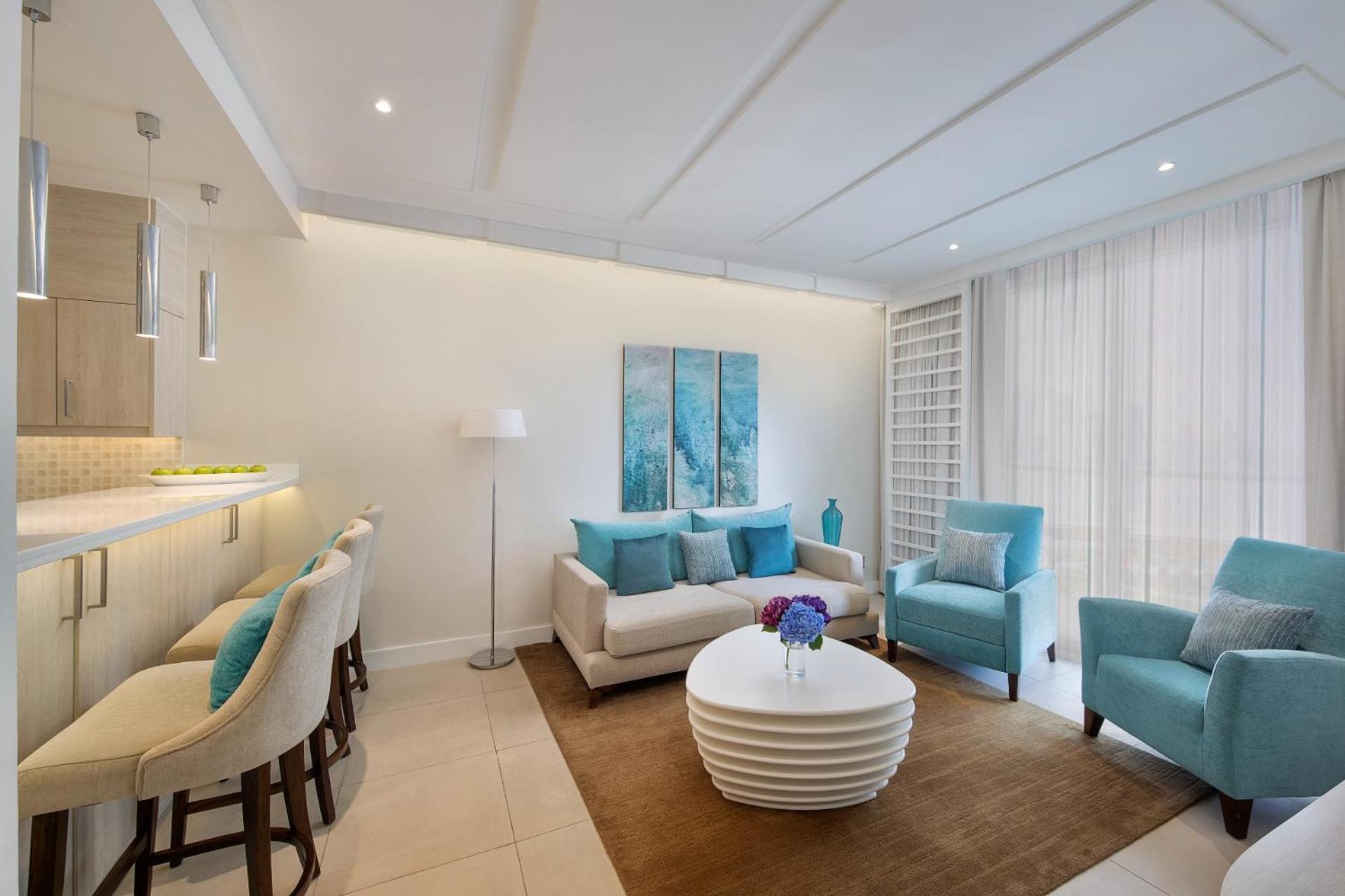Appartement 1 Chambre avec Balcon, Accès à la Plage et à la Piscine à Débordement sur le Toit, Accès au Club pour Enfants