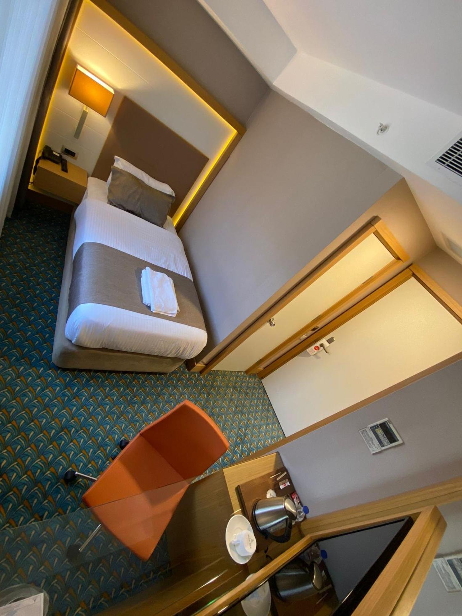 Standard Single Room,591089109:JPEG