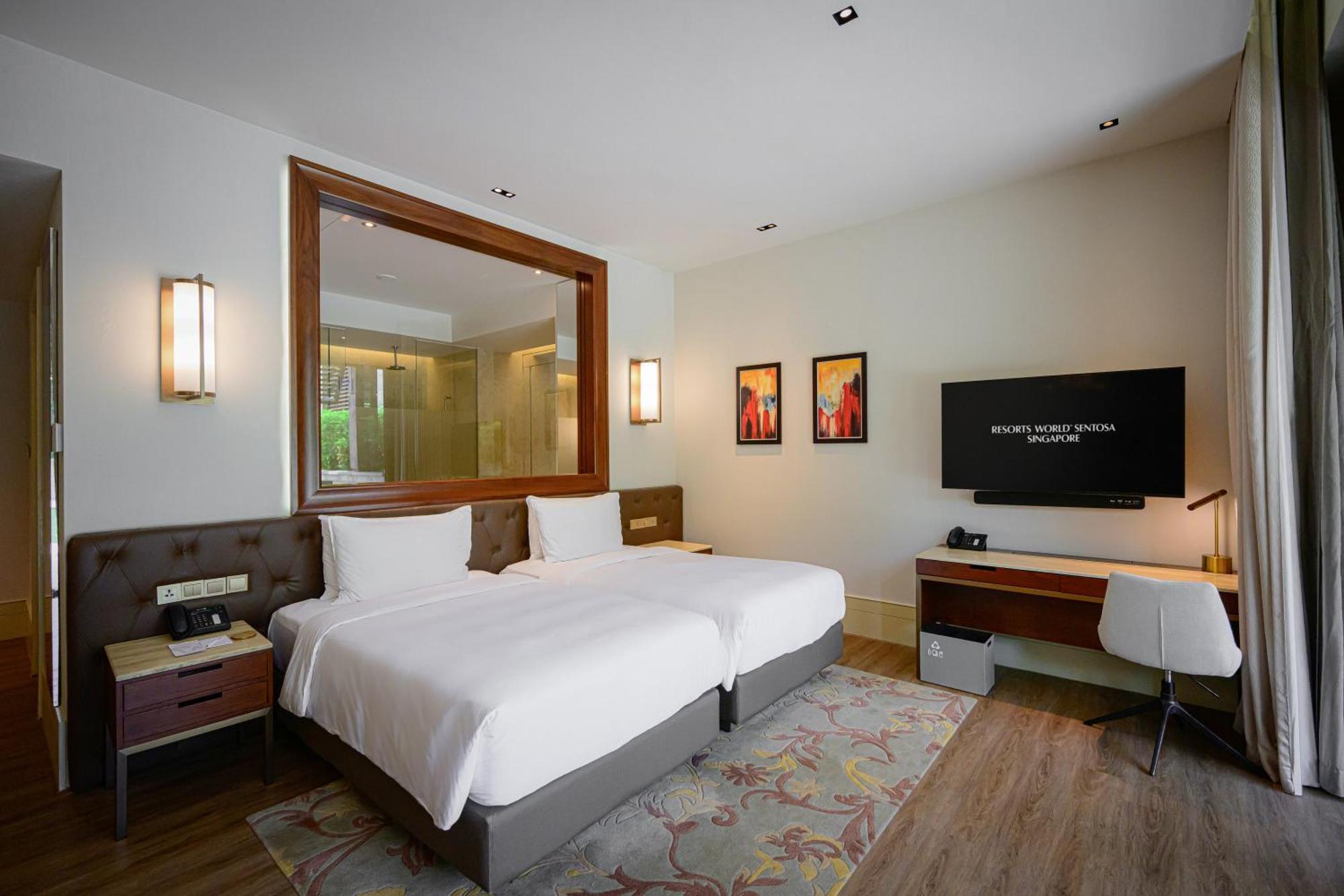 Deluxe Double or Twin Room