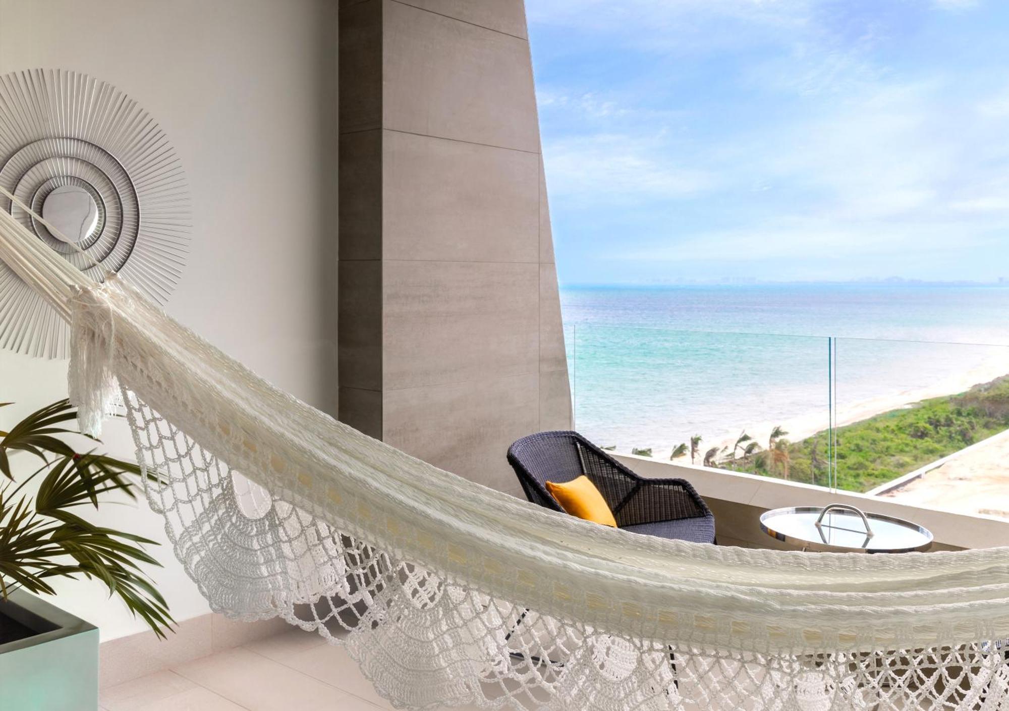 Junior Suite Ocean View 1 King Bed,1601752500:JPEG