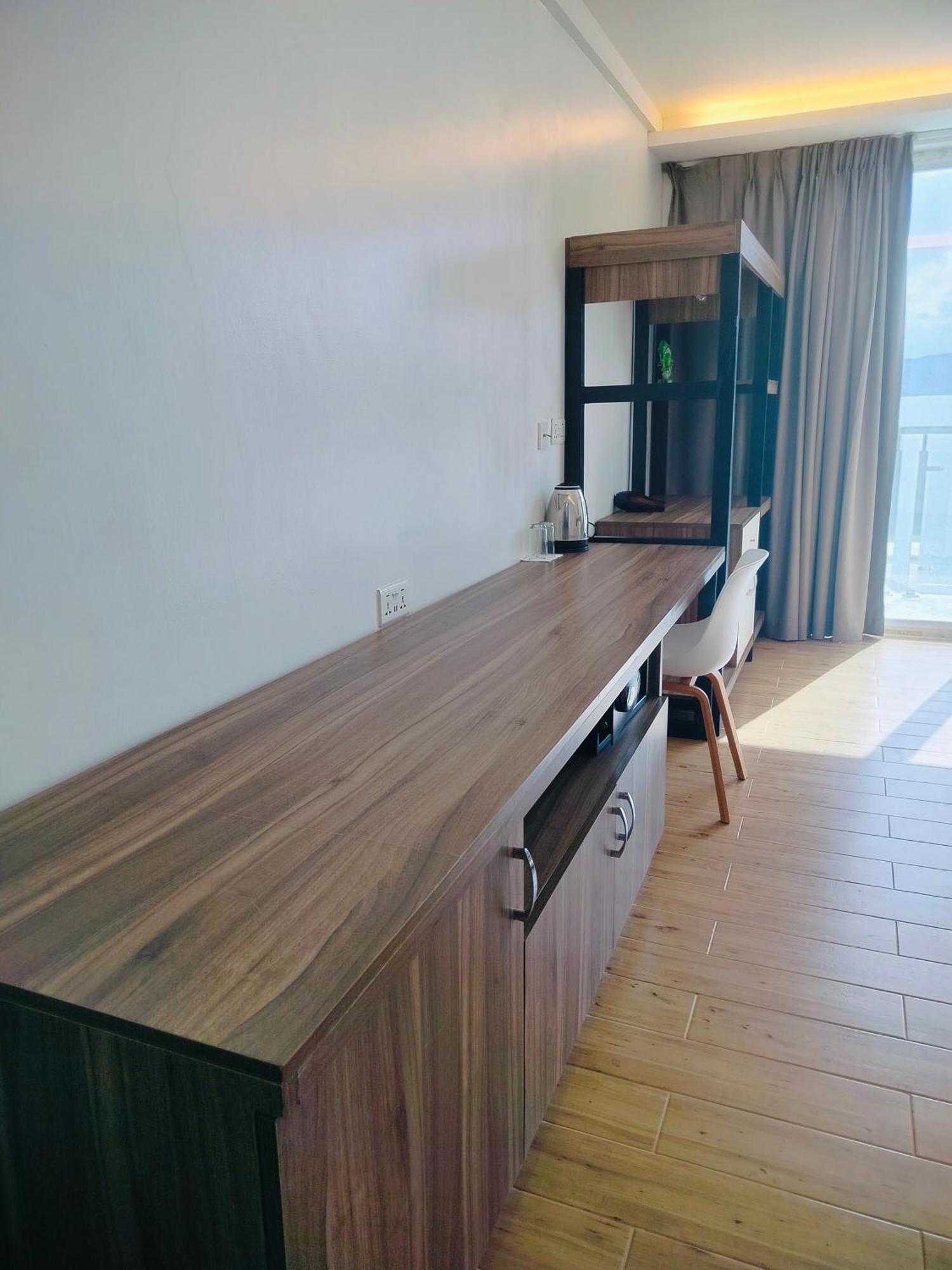 Suite Lit Queen-Size – Vue sur Mer