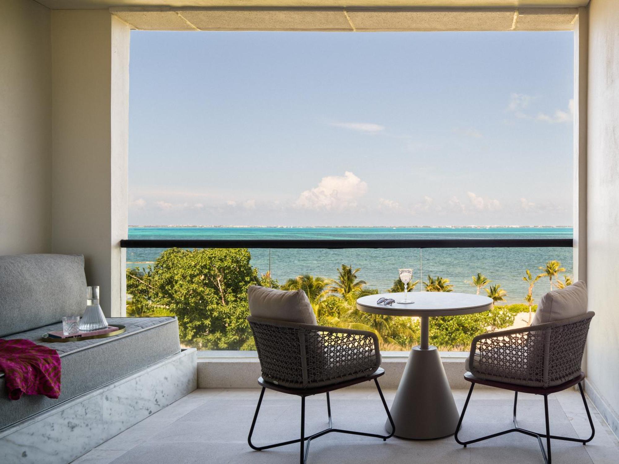 Delight Queen Room with Two Queen Beds and Ocean View