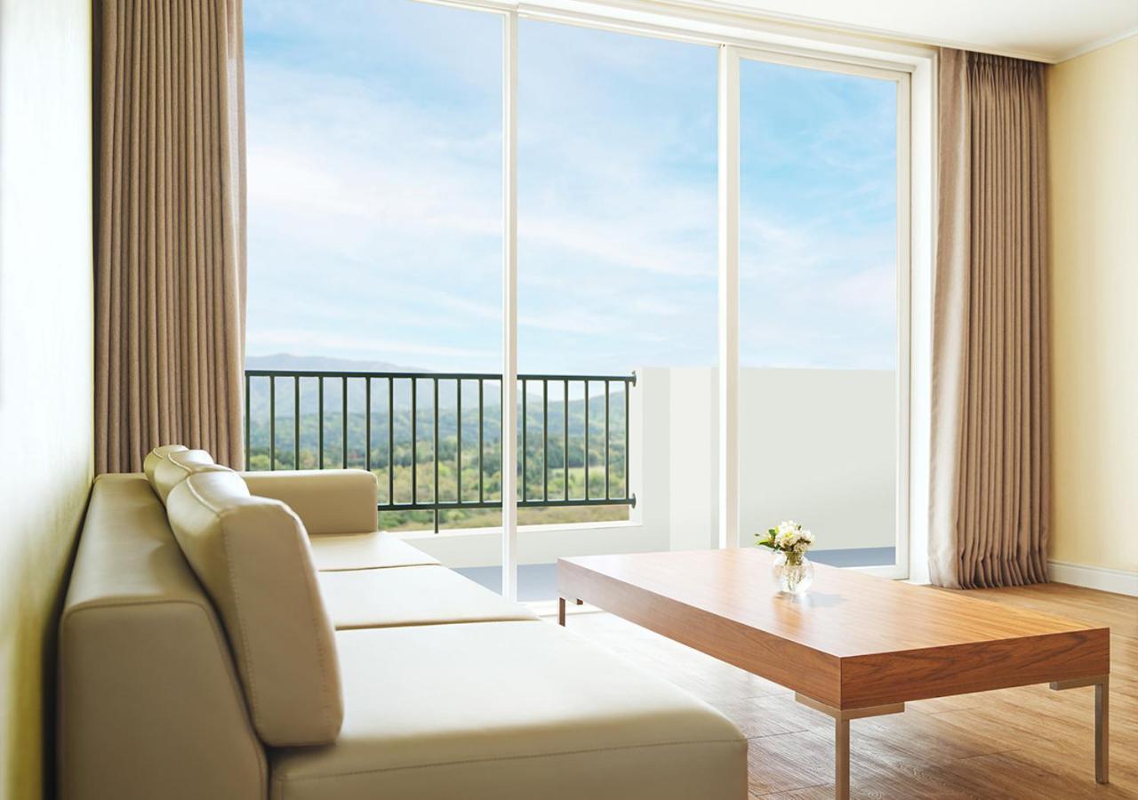 Deluxe Room,1612965283:JPEG