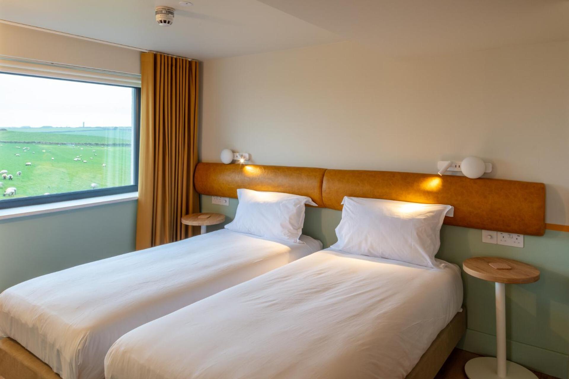 Three-Bedroom Apartment,1619179320:JPEG