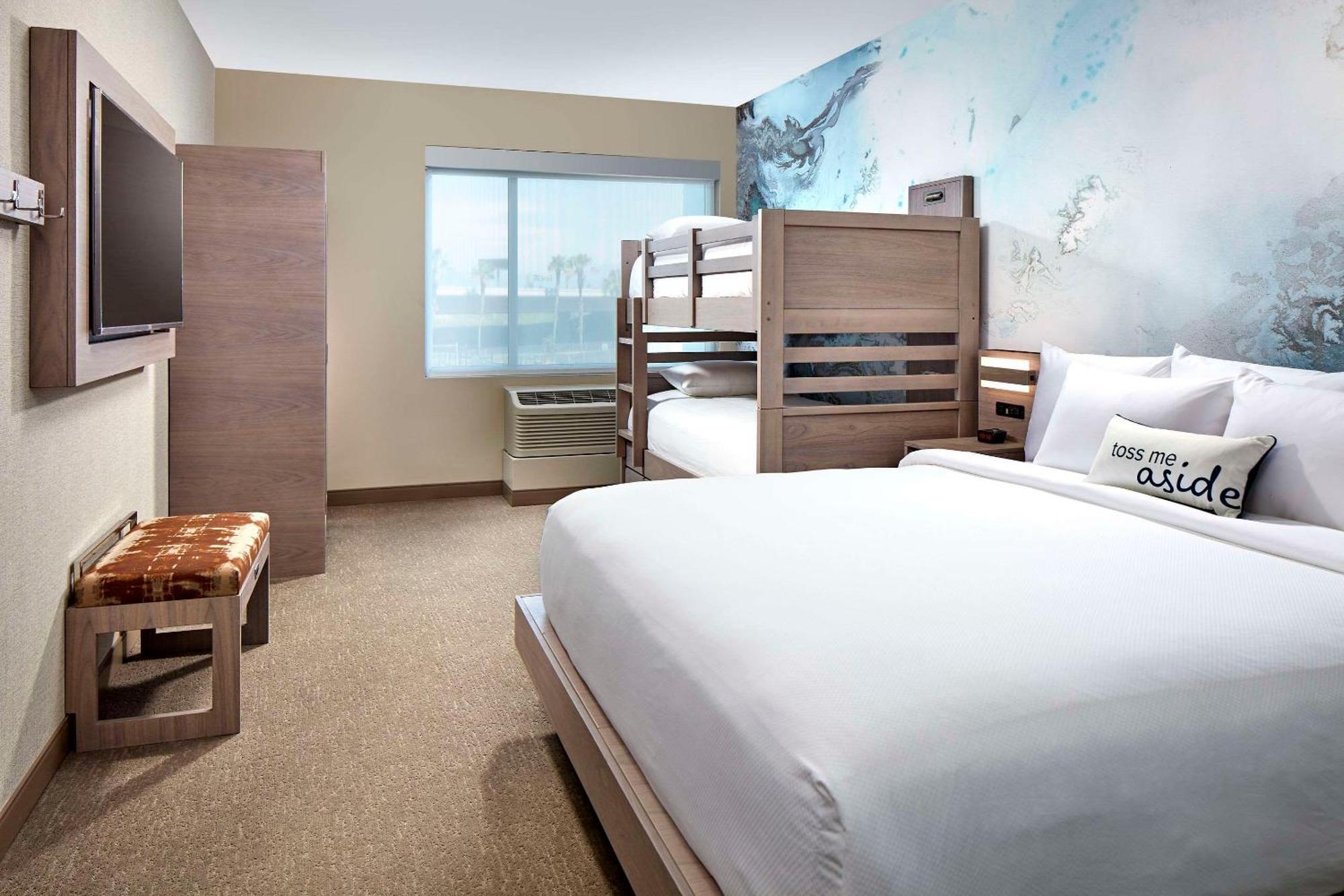 Family Suite,1628695423:JPEG