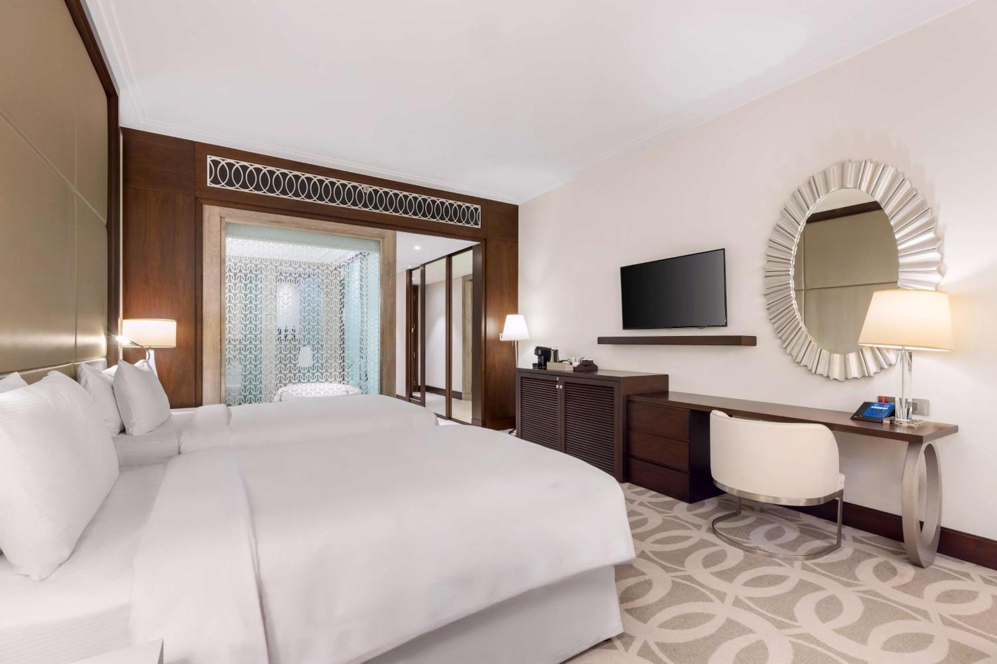 Twin Room,1624332184:JPEG