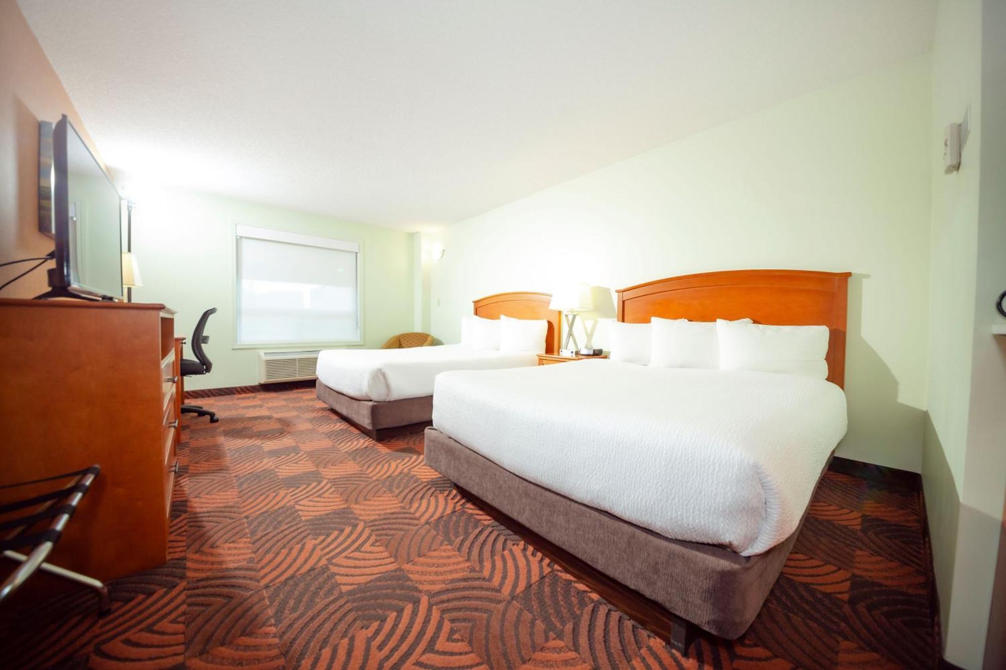 Queen Room Two Queen Beds Non-Smoking