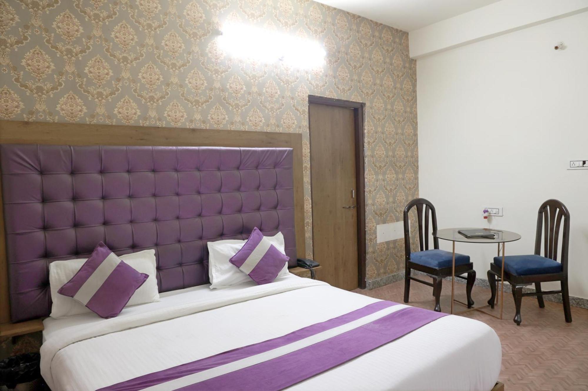 Double Room,1639230936:JPEG