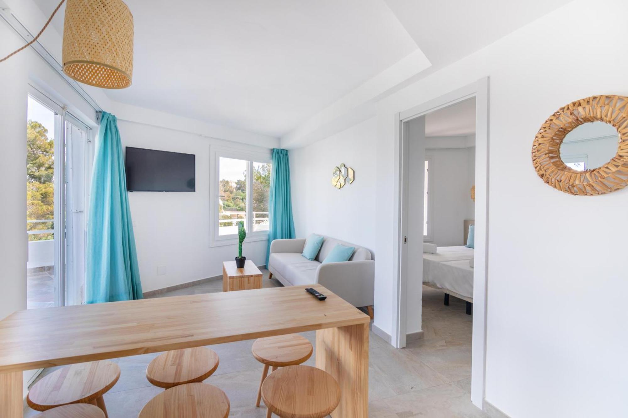 Three-Bedroom Apartment,1656175477:JPEG