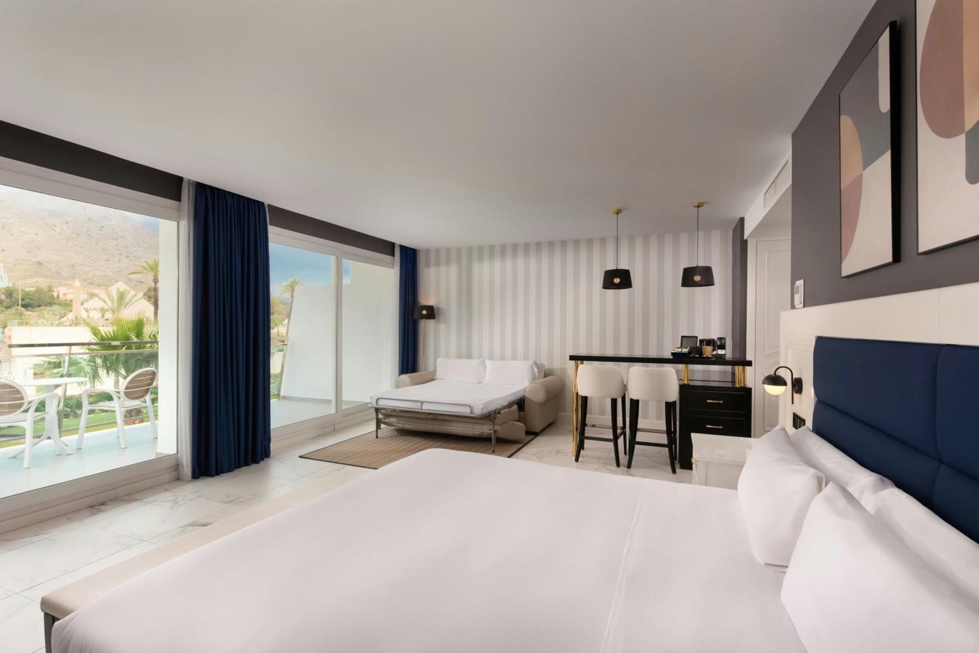 Chambre Supérieure Lit King-Size avec Canapé-Lit - Vue sur Montagne