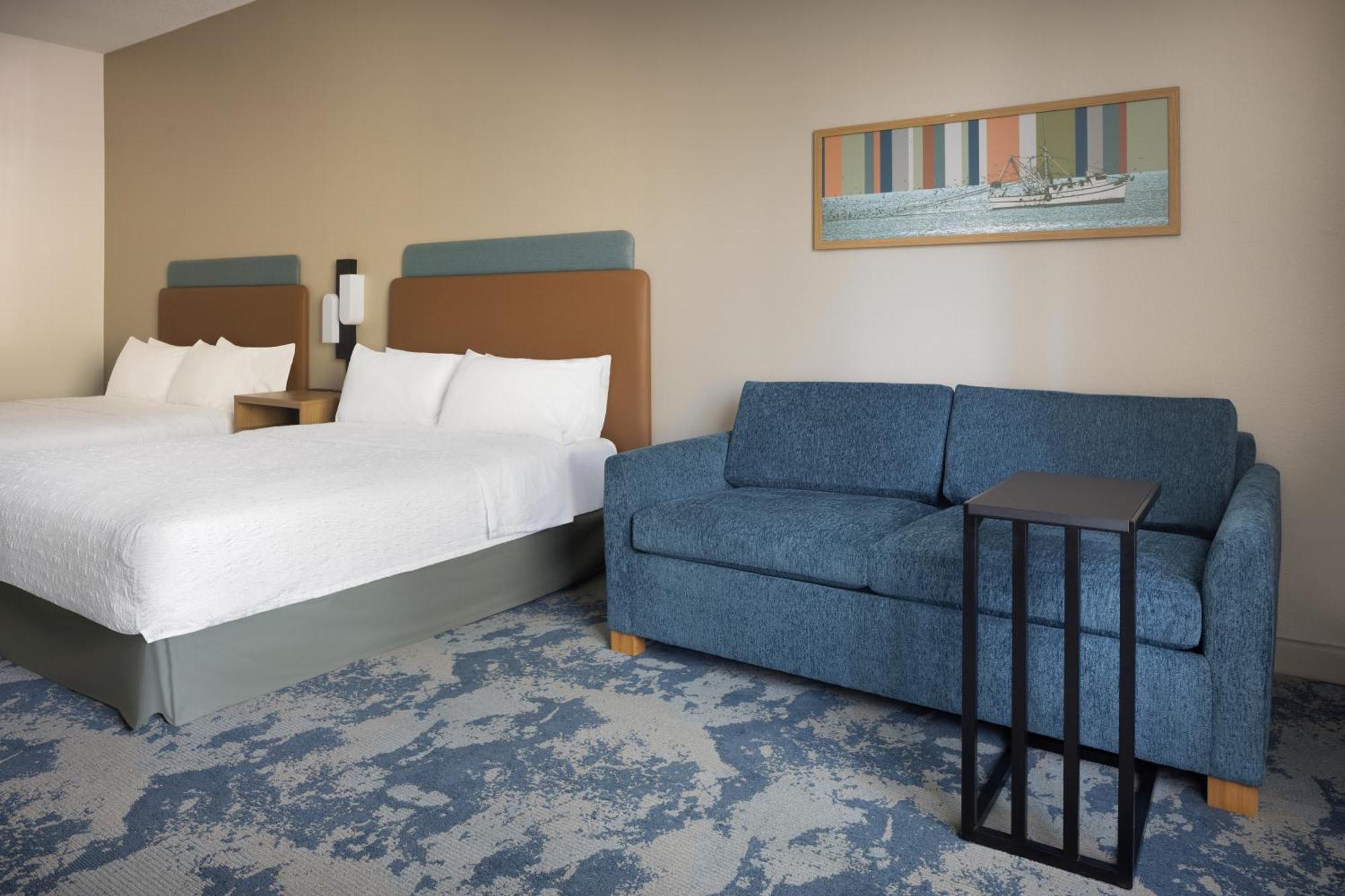 Room with Two Queen Beds - Non-Smoking